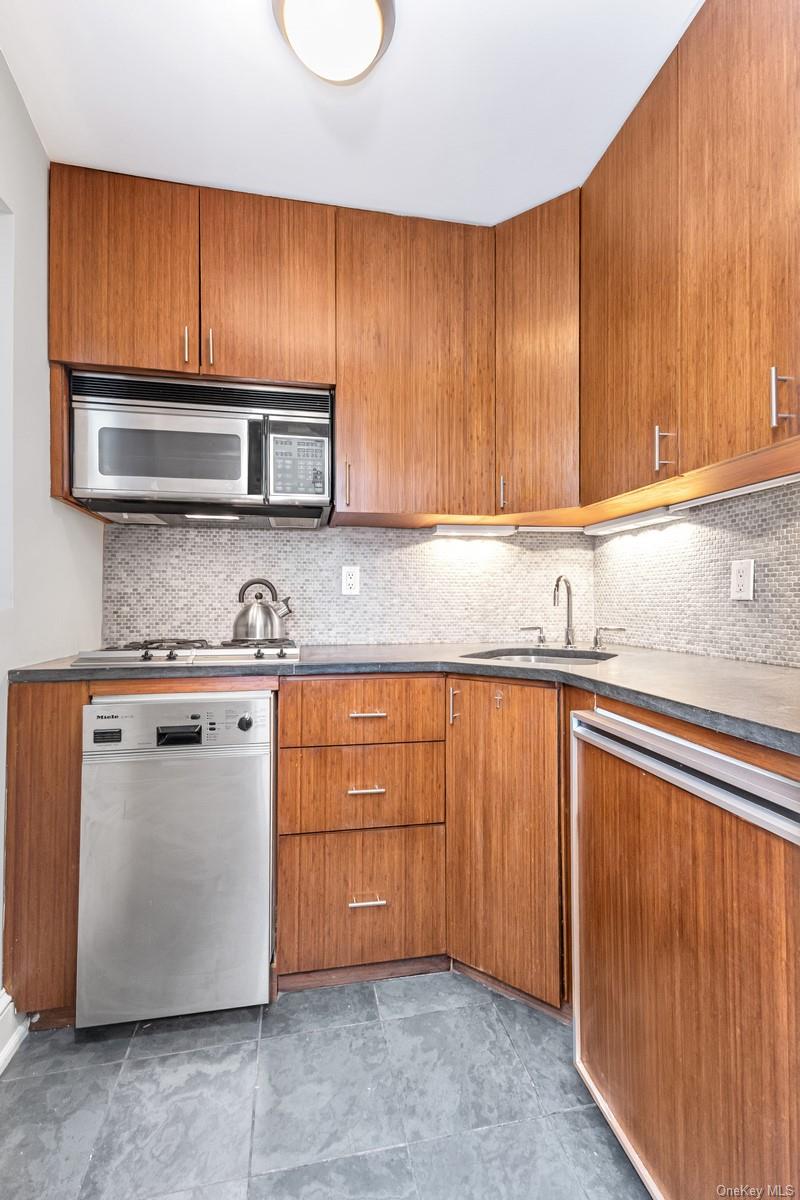 348 East 89th Street 7e Property Photo 5