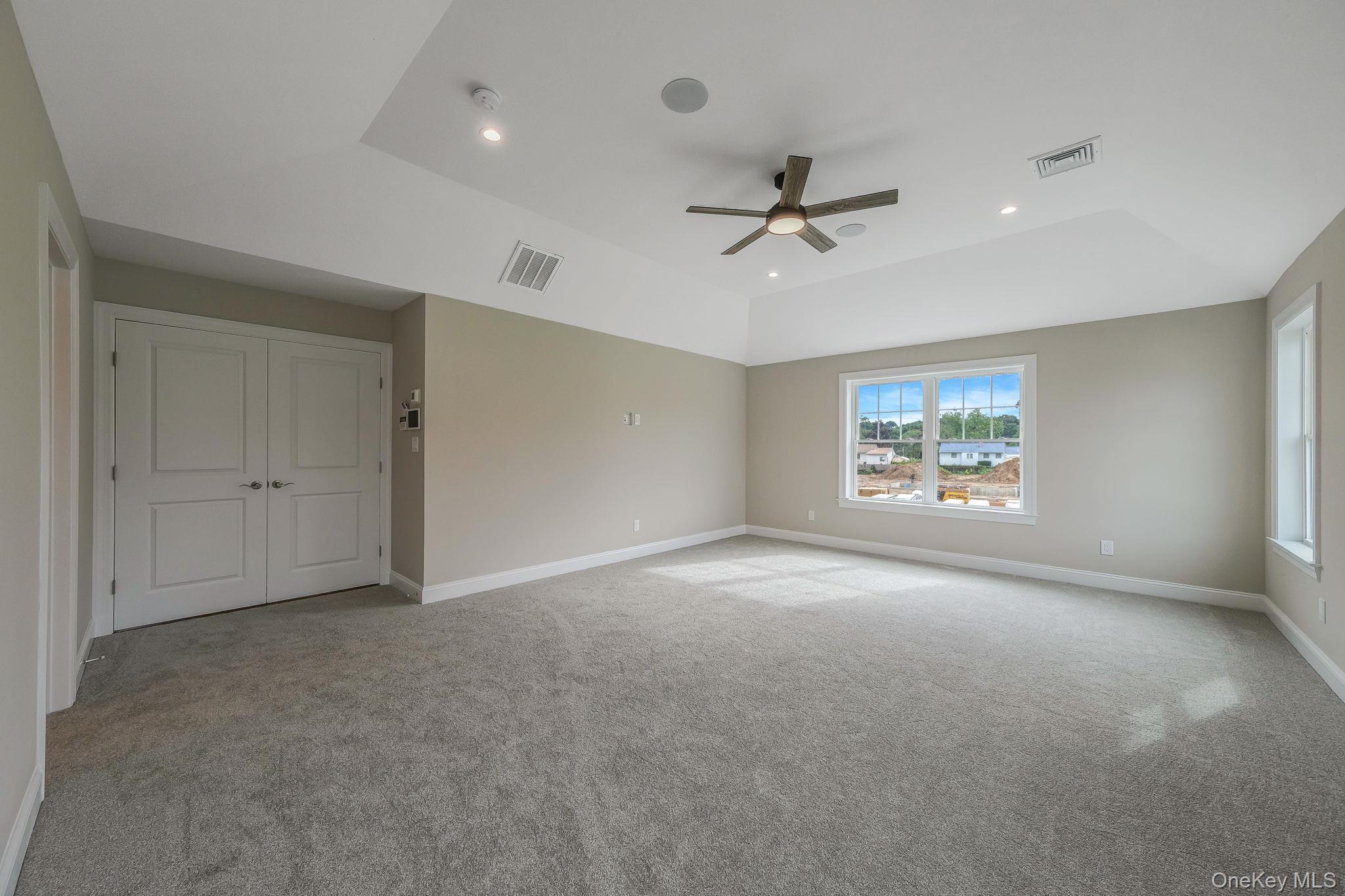 176 Southern Boulevard Property Photo 17
