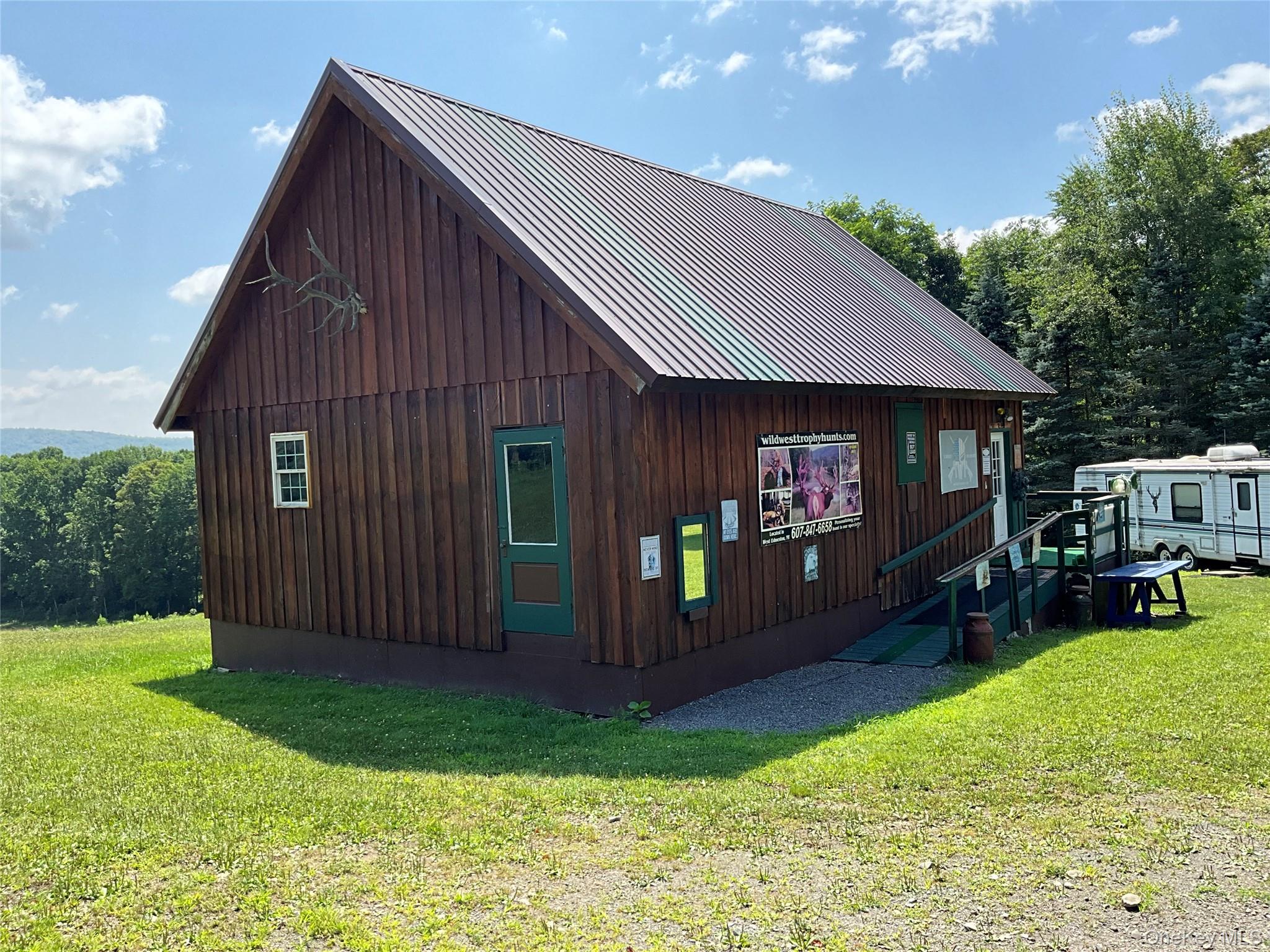 213 Button Rd Property Photo 1