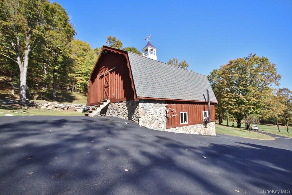 575 Roosa Gap Road Property Photo 10