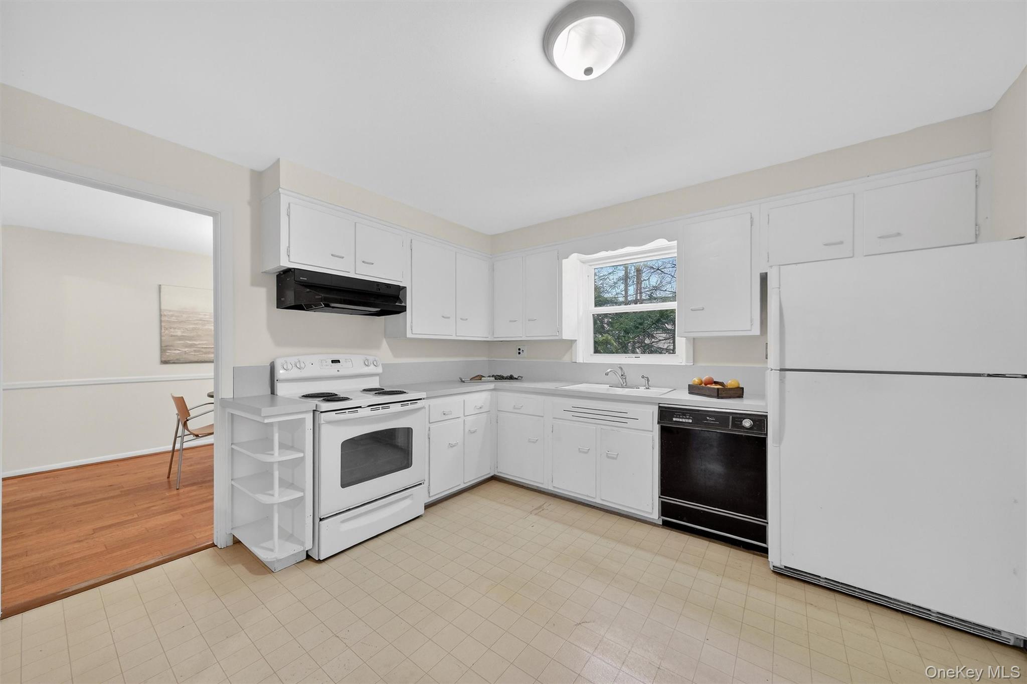 17 Townsend Boulevard Property Photo 9