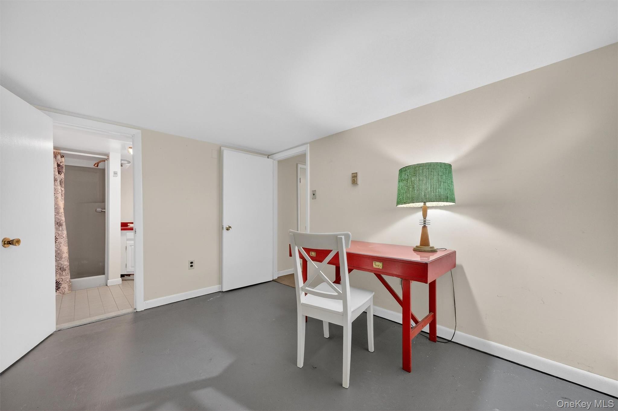 17 Townsend Boulevard Property Photo 16