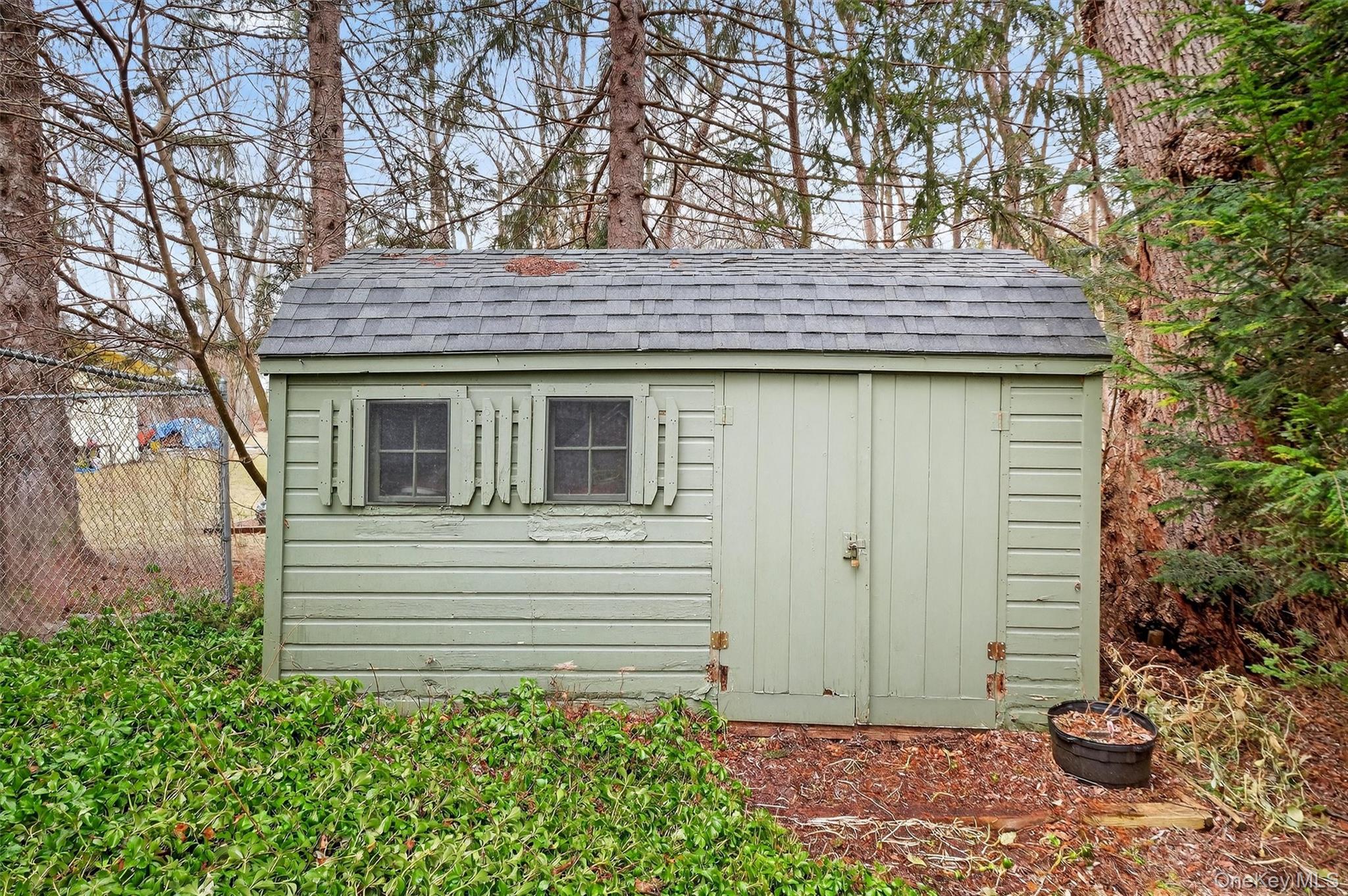 17 Townsend Boulevard Property Photo 23