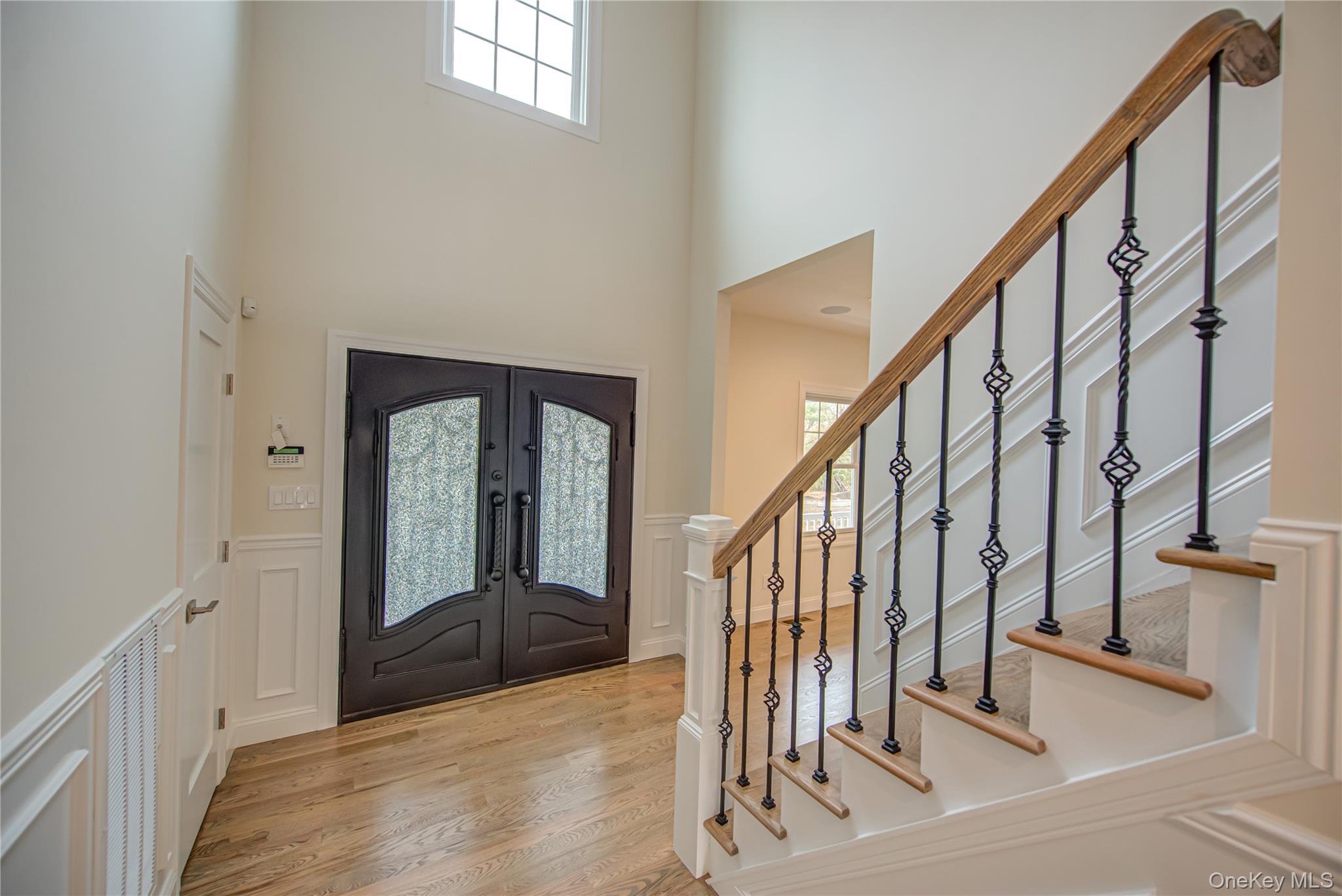 176 Southern Boulevard Property Photo 3