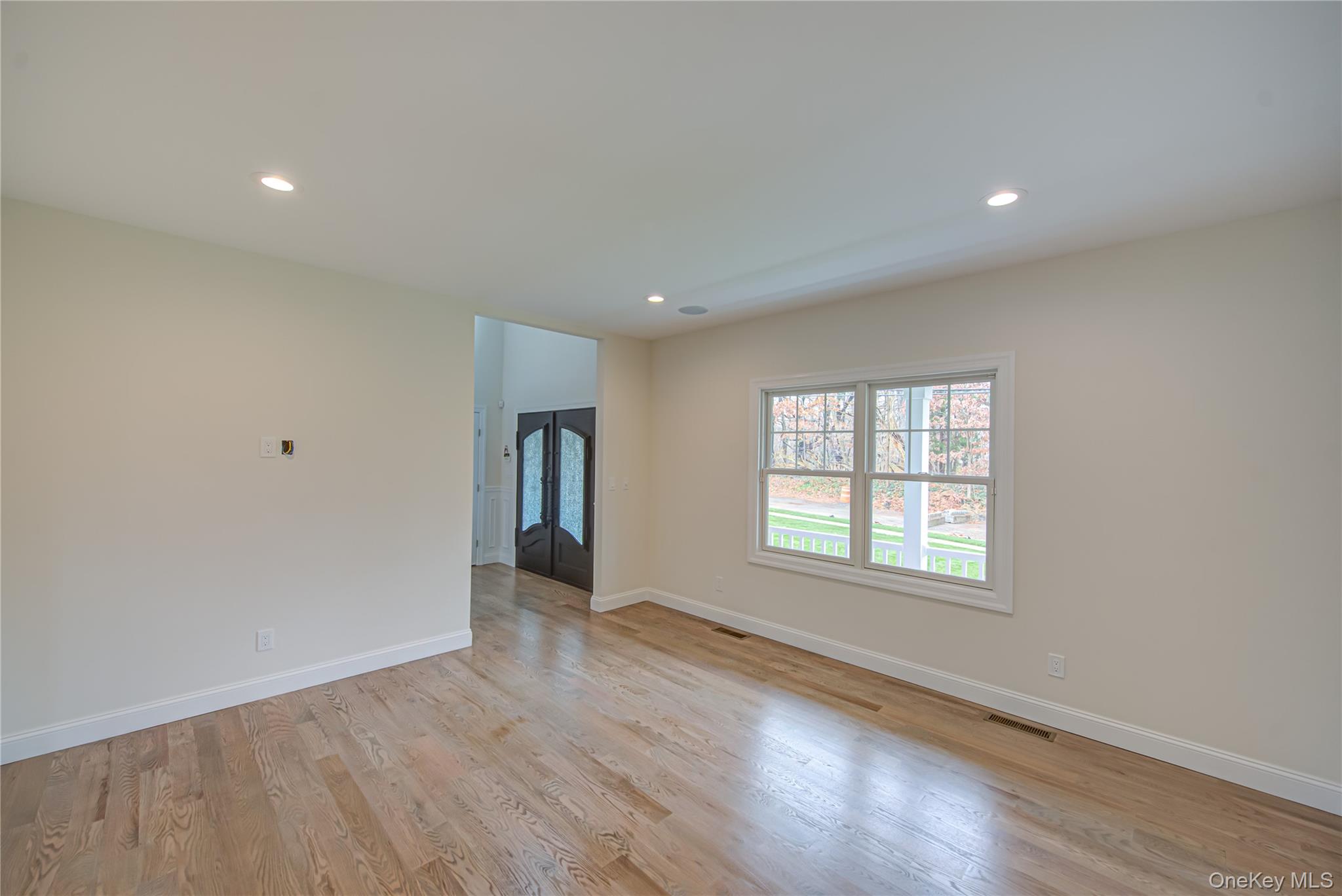 176 Southern Boulevard Property Photo 6