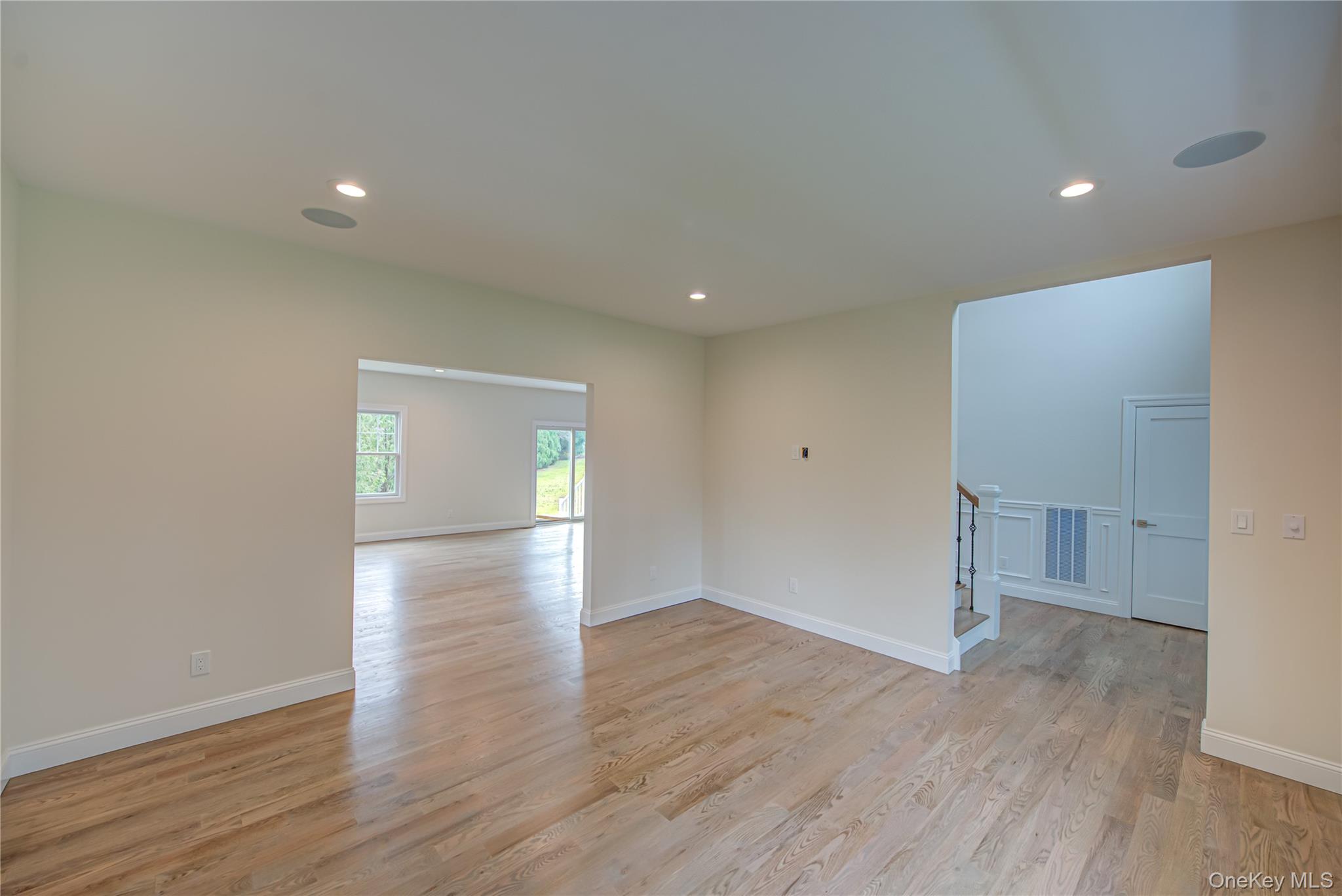 176 Southern Boulevard Property Photo 7