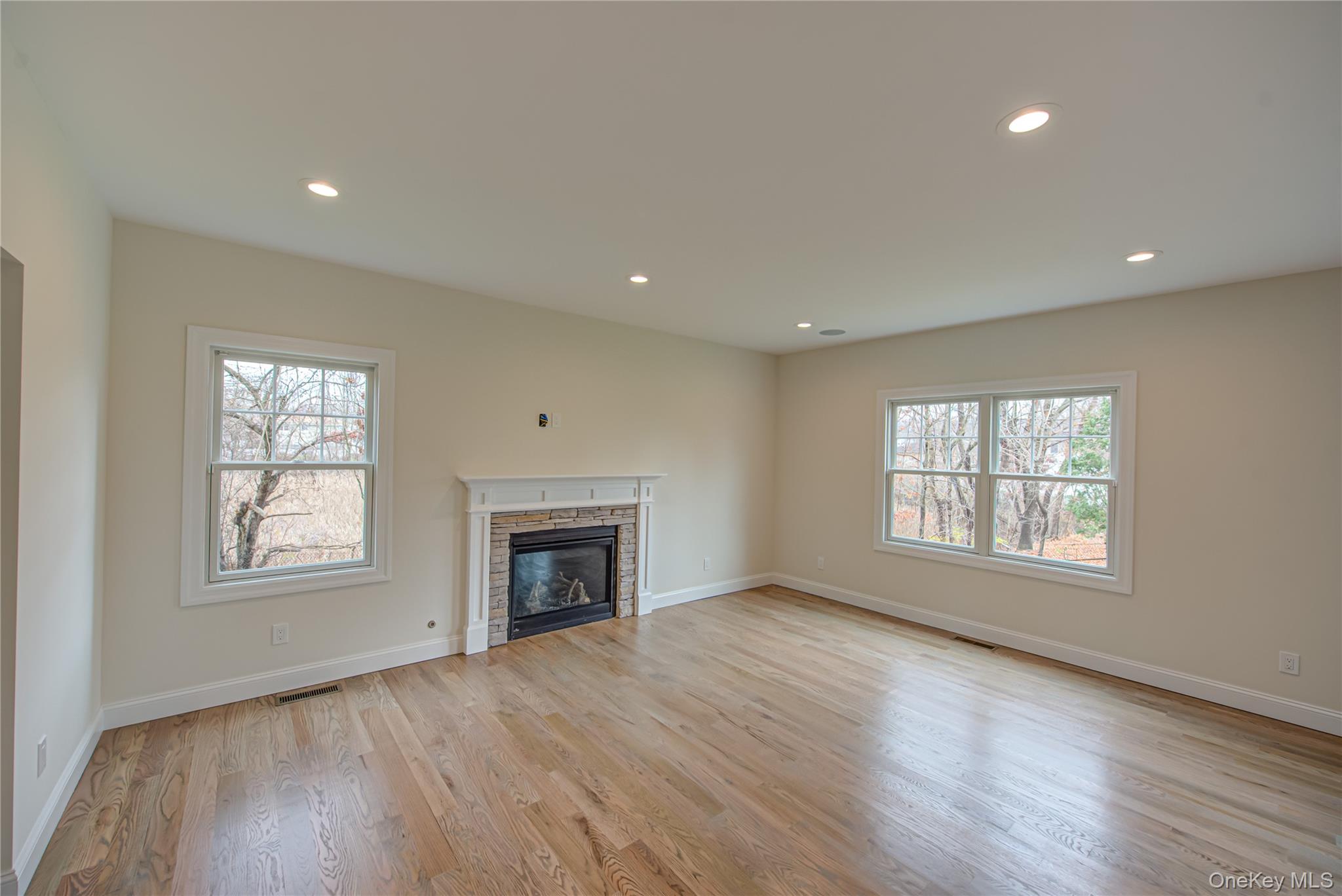 176 Southern Boulevard Property Photo 8