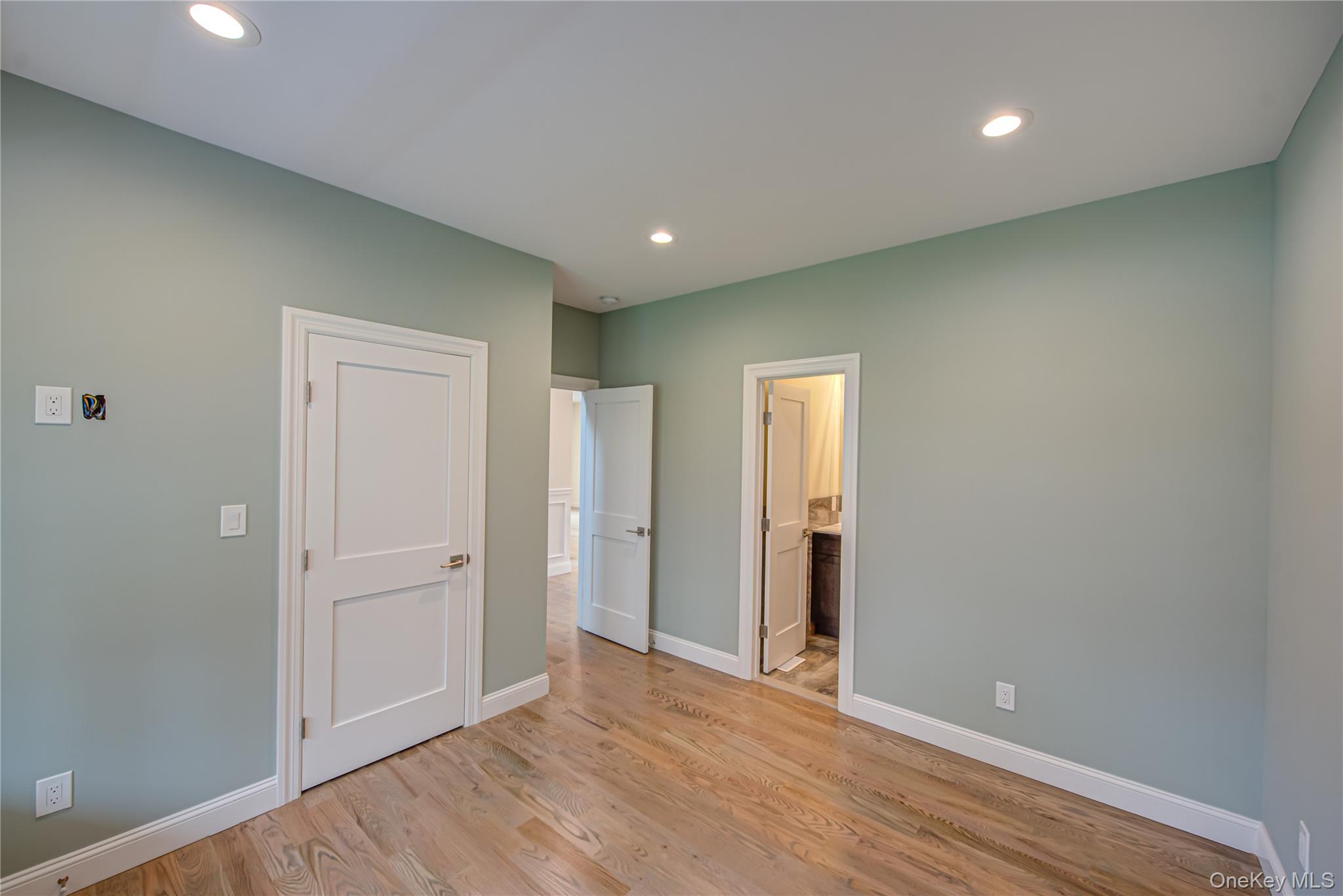 176 Southern Boulevard Property Photo 16