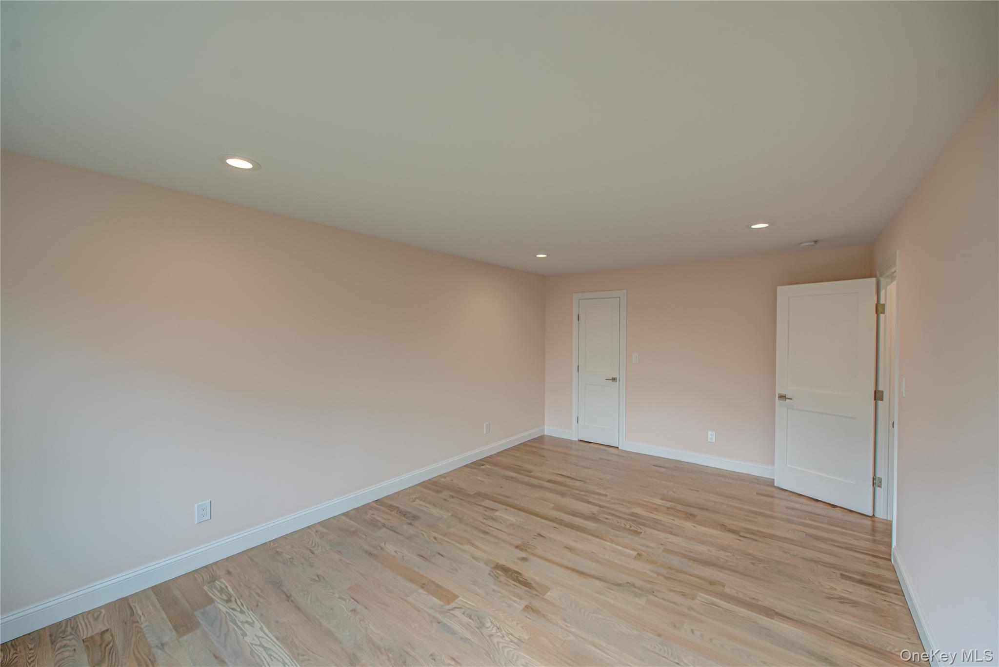 176 Southern Boulevard Property Photo 20