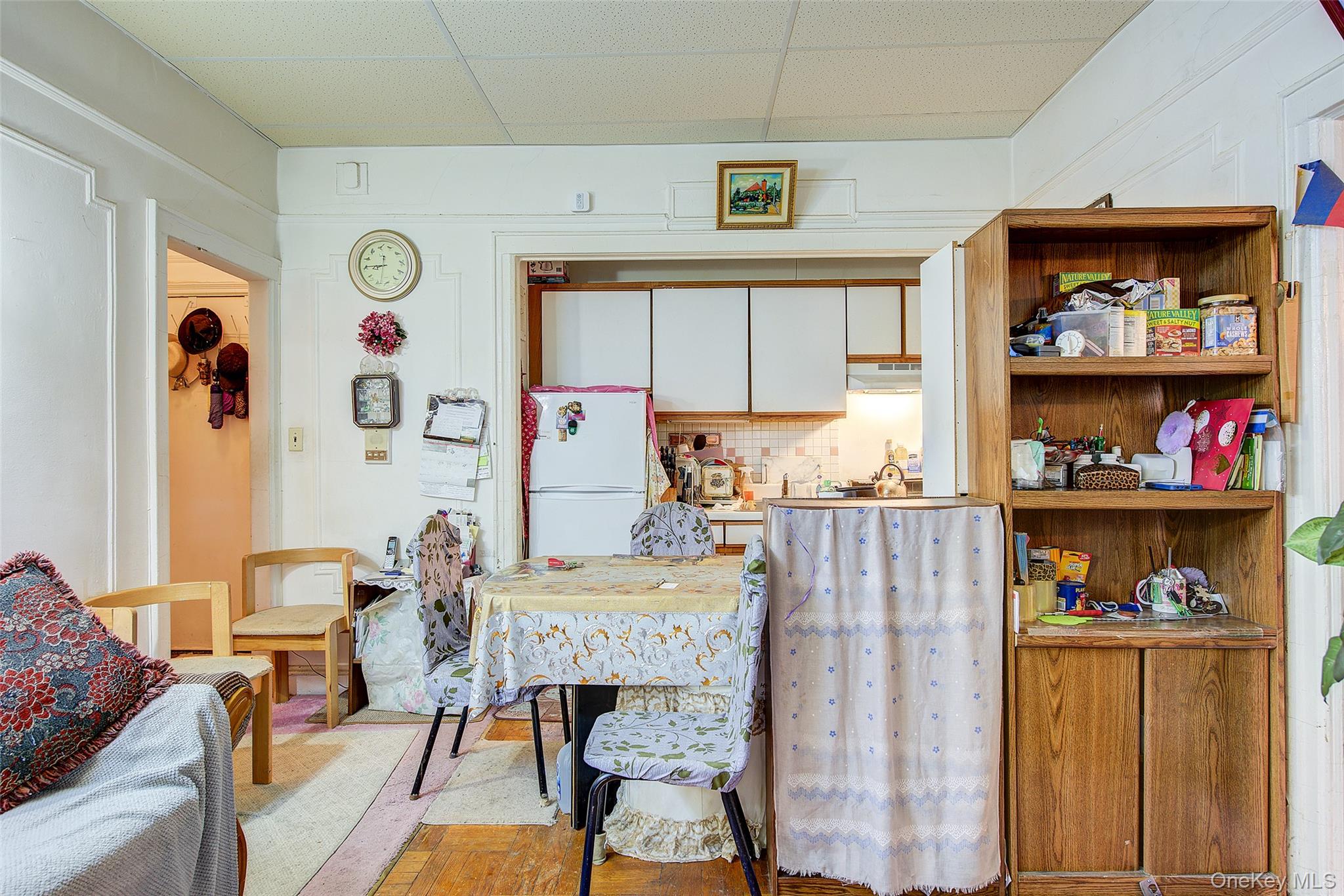 41-41 41 Street 1g Property Photo 4
