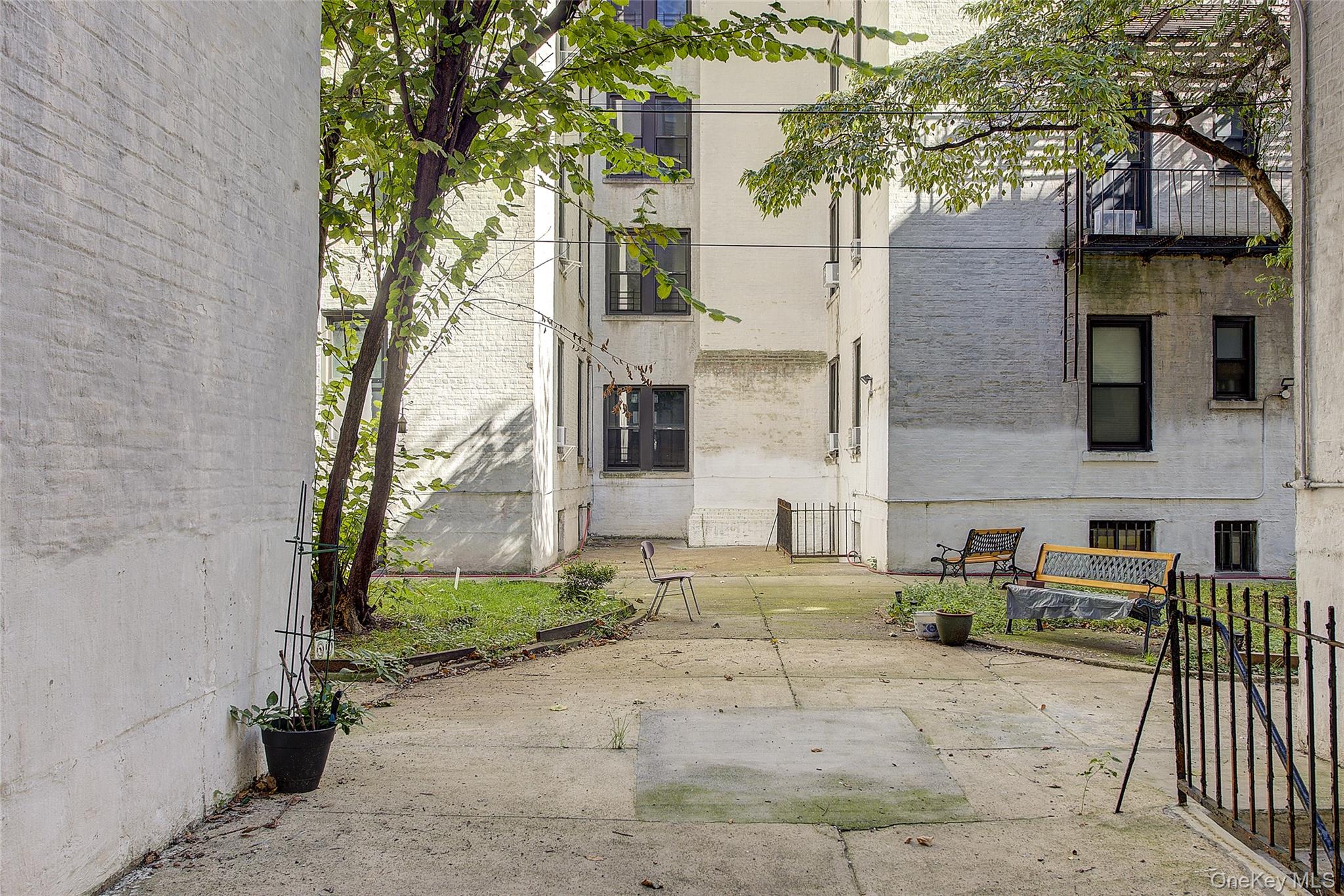 41-41 41 Street 1g Property Photo 26