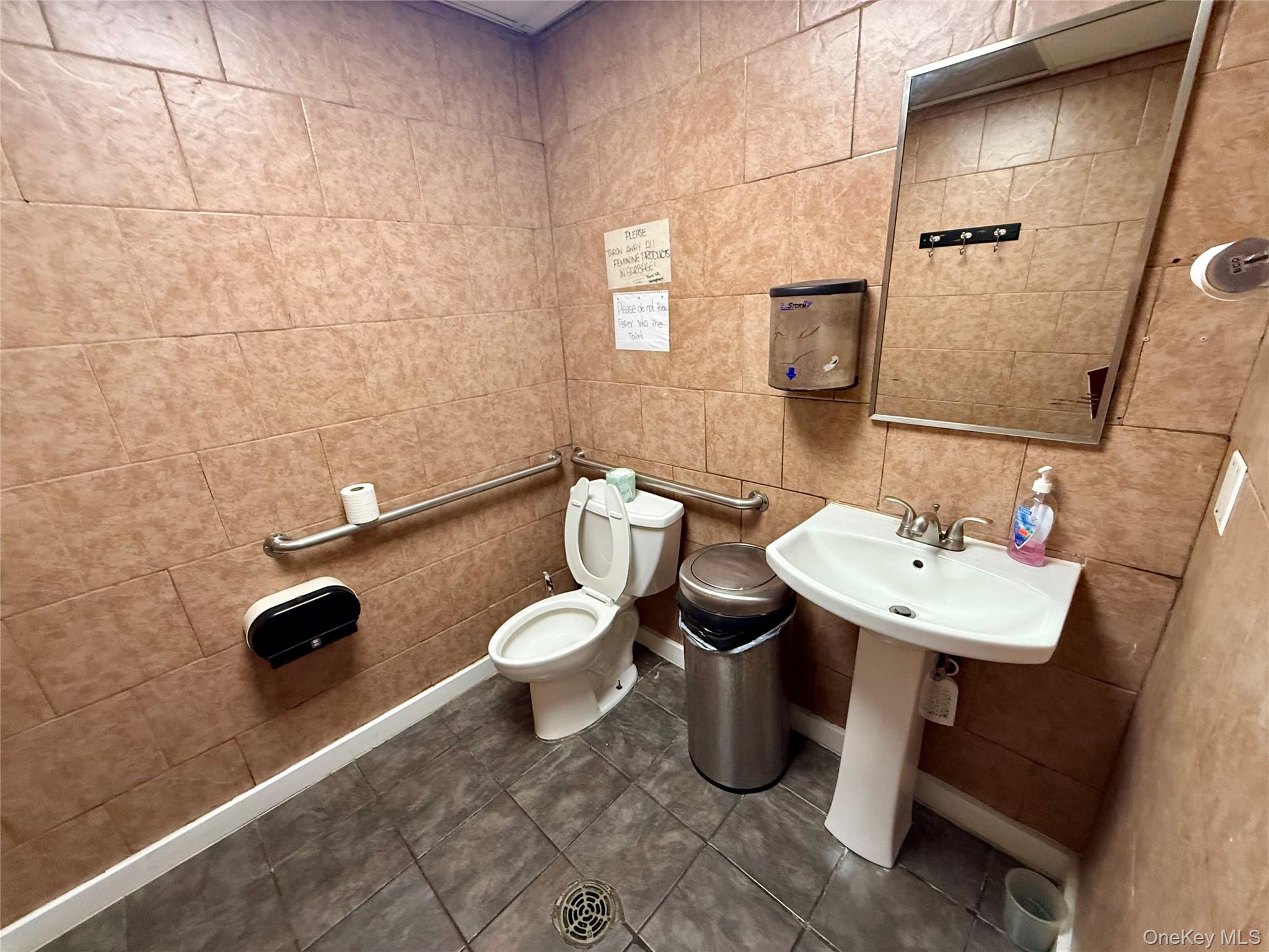 166 Long Beach Road Property Photo 12