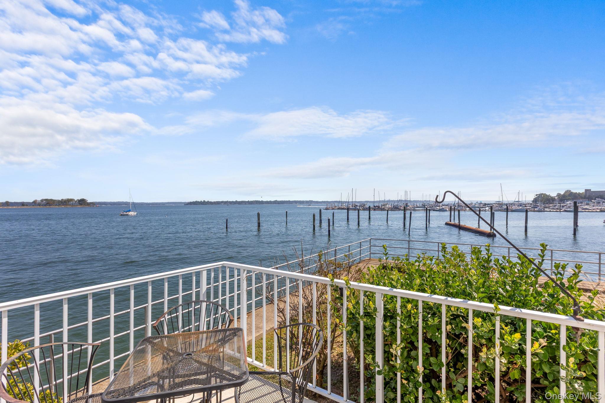 8 Deepwater Way 63 Property Photo 7