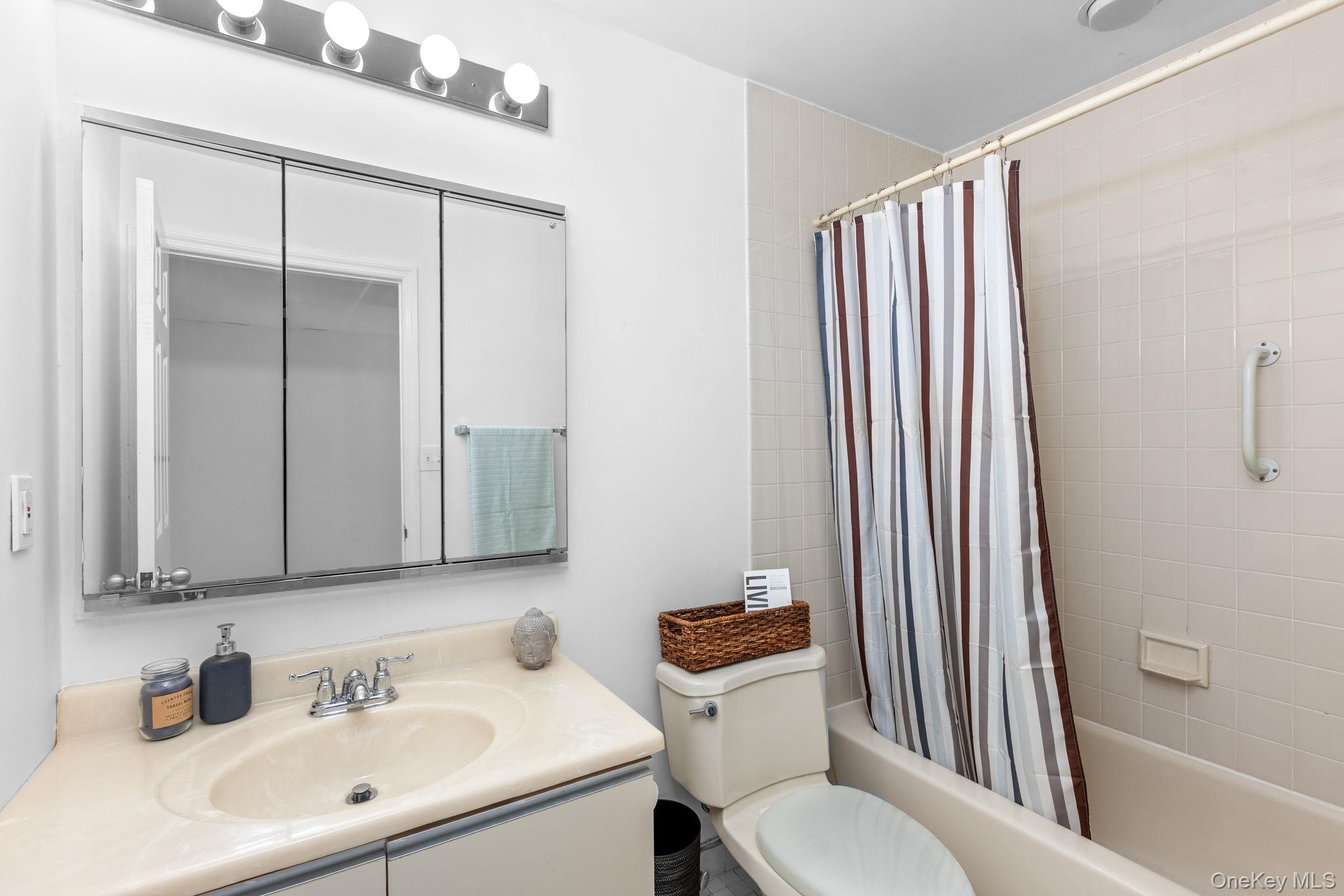 8 Deepwater Way 63 Property Photo 14