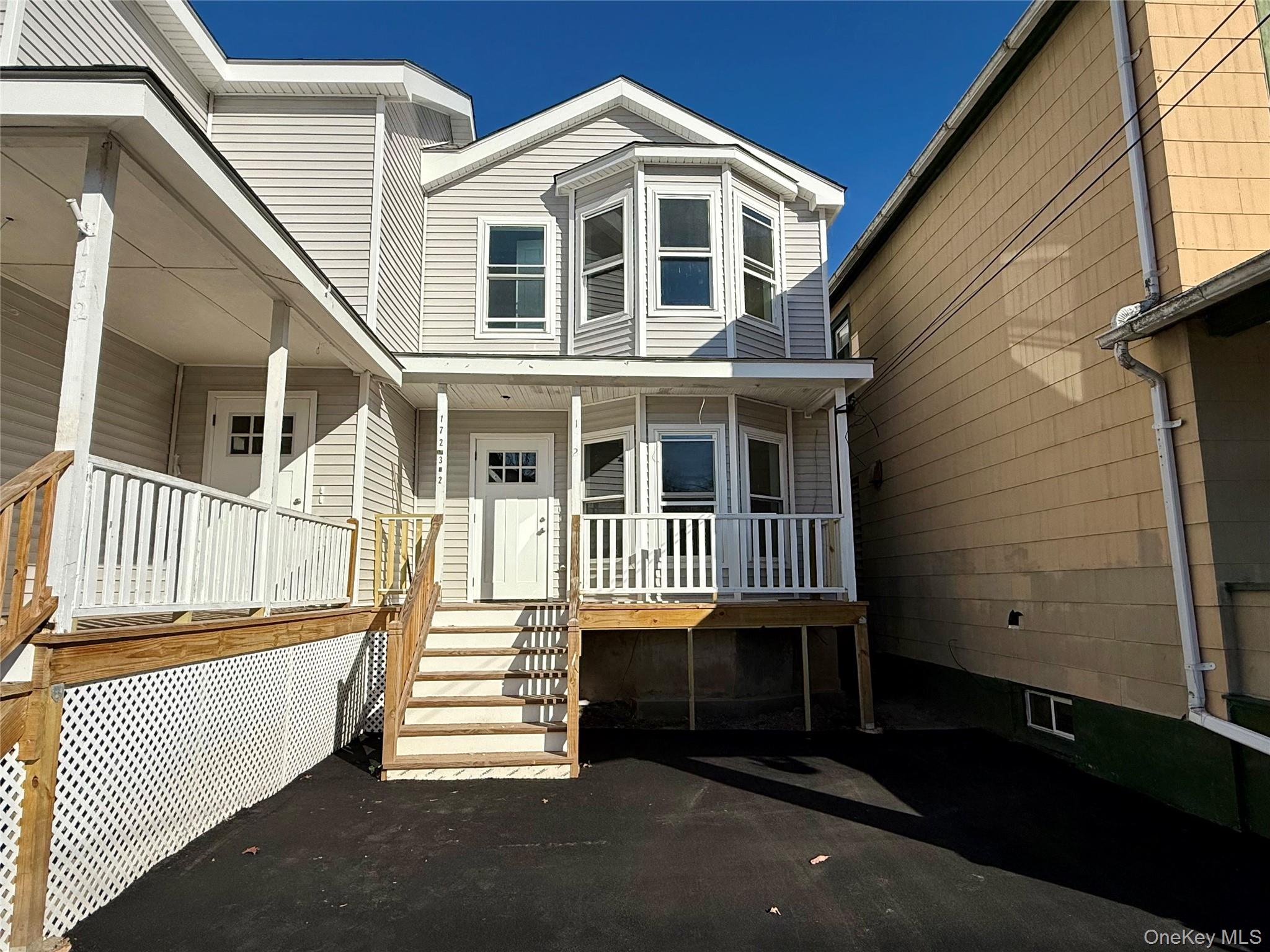 172 Front Street 172 Property Photo 3
