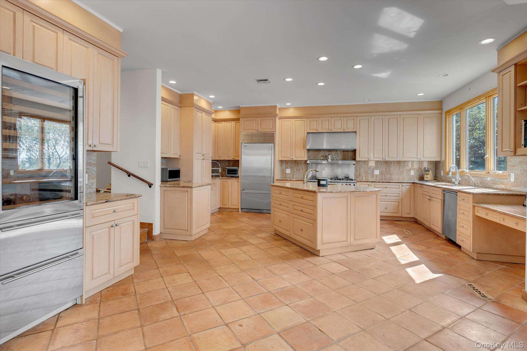 3400 Dignans Road Property Photo 12