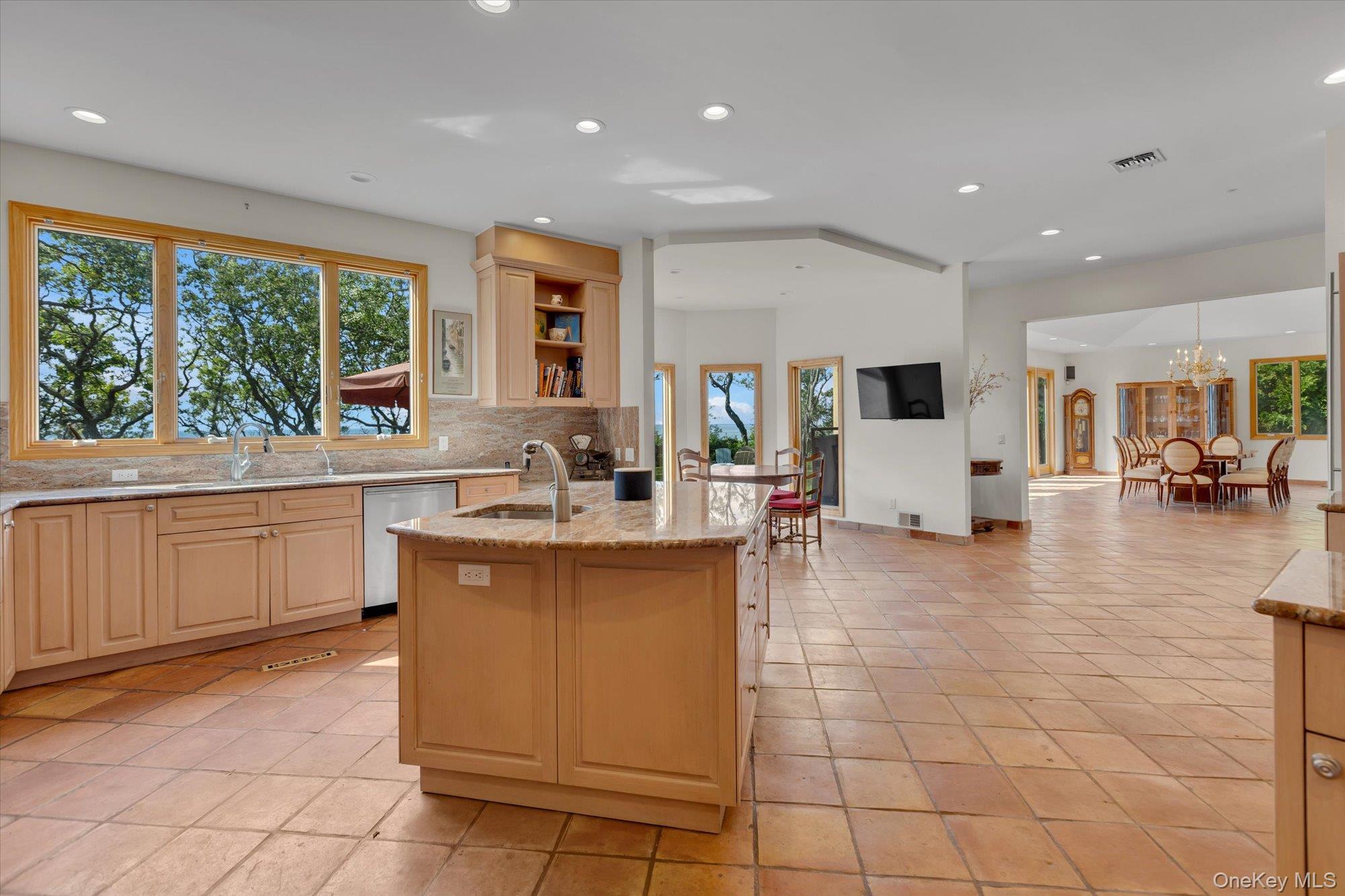 3400 Dignans Road Property Photo 14