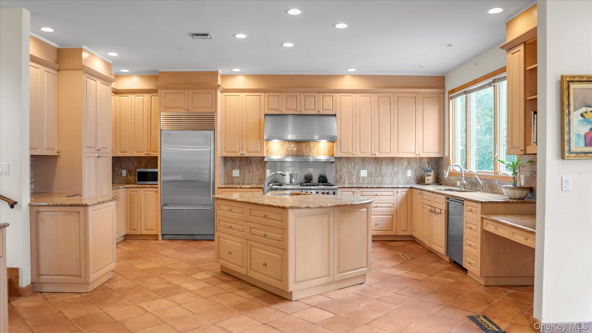 3400 Dignans Road Property Photo 15