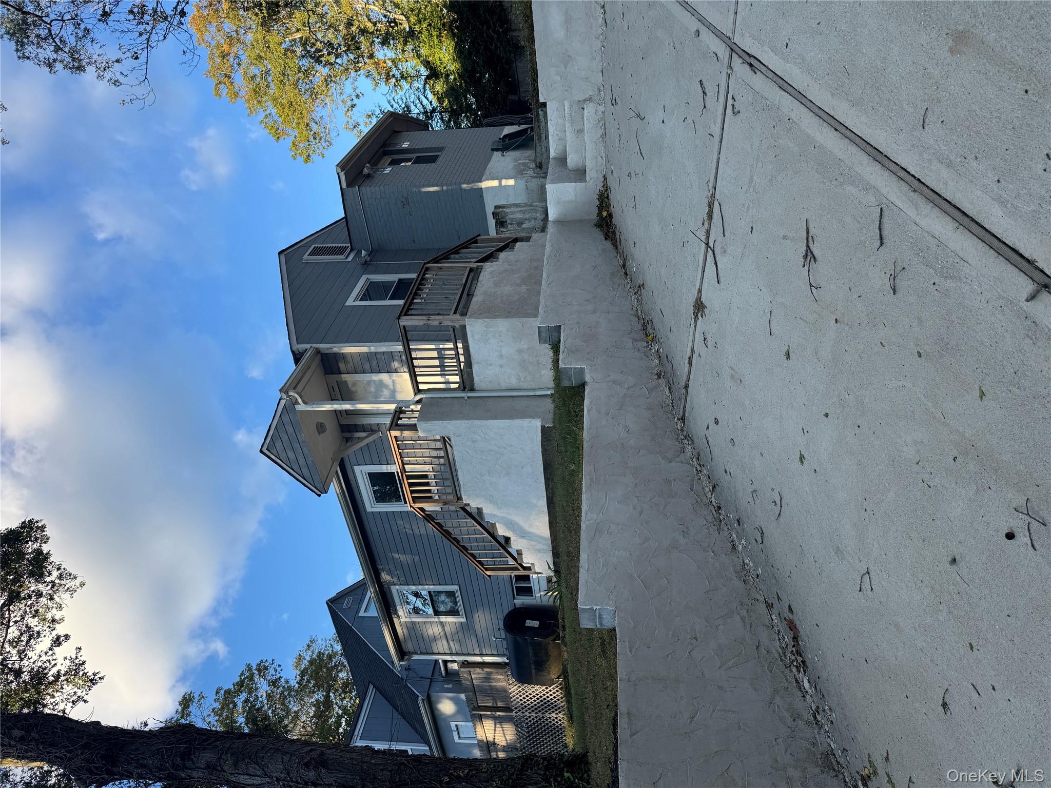21 Lincoln Drive Property Photo 1