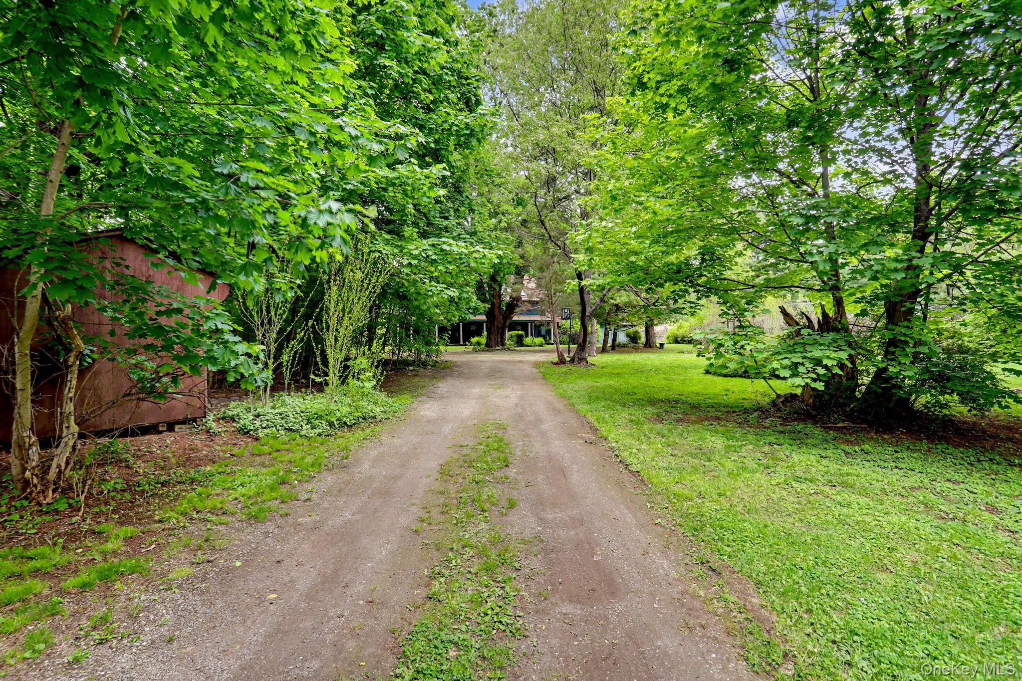 1780 Strawberry Road Property Photo 3