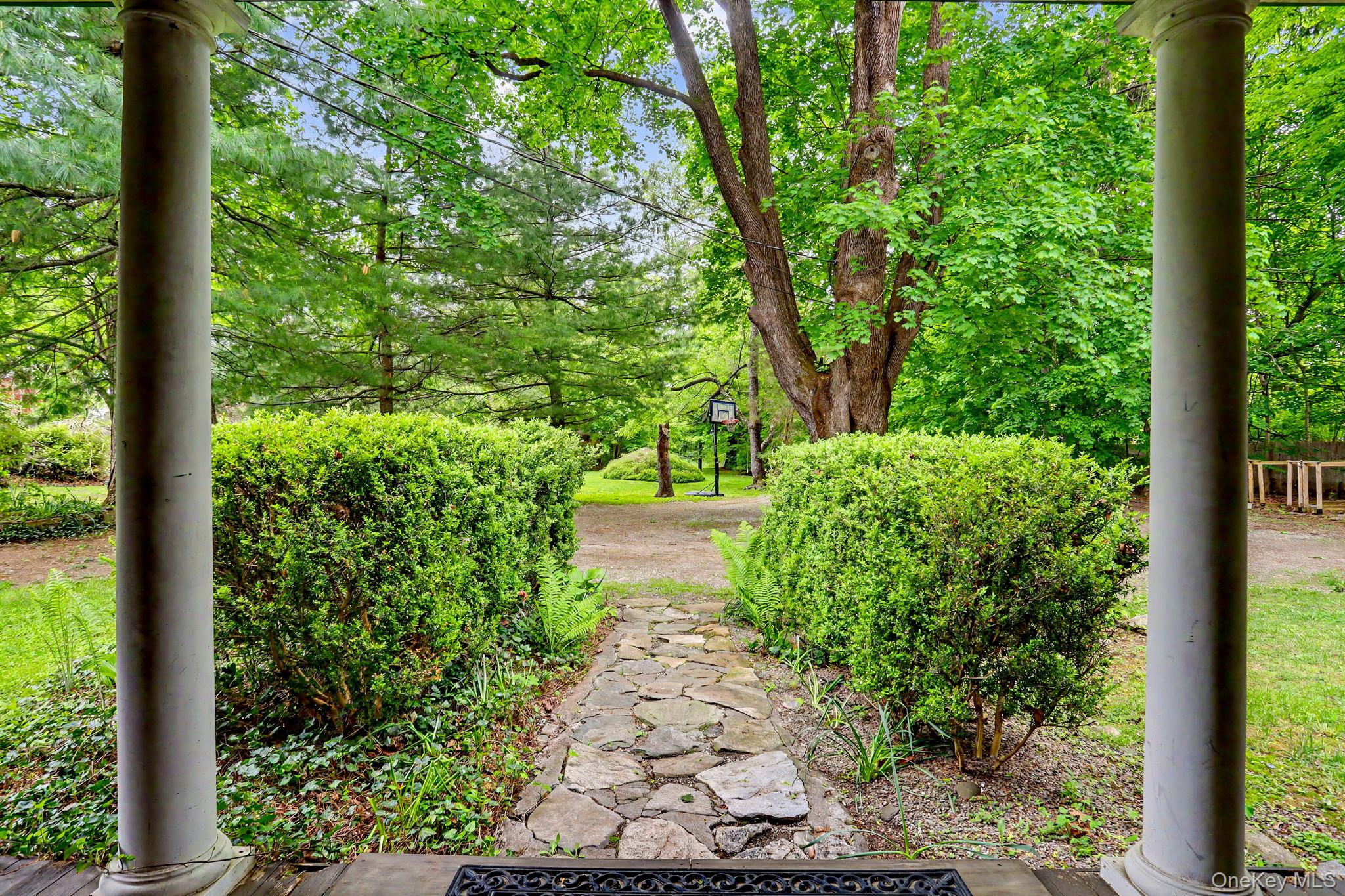 1780 Strawberry Road Property Photo 5