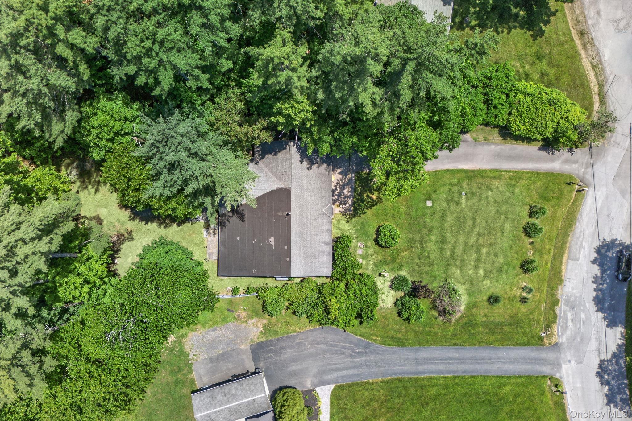5 Lazy Brook Lane Property Photo 28