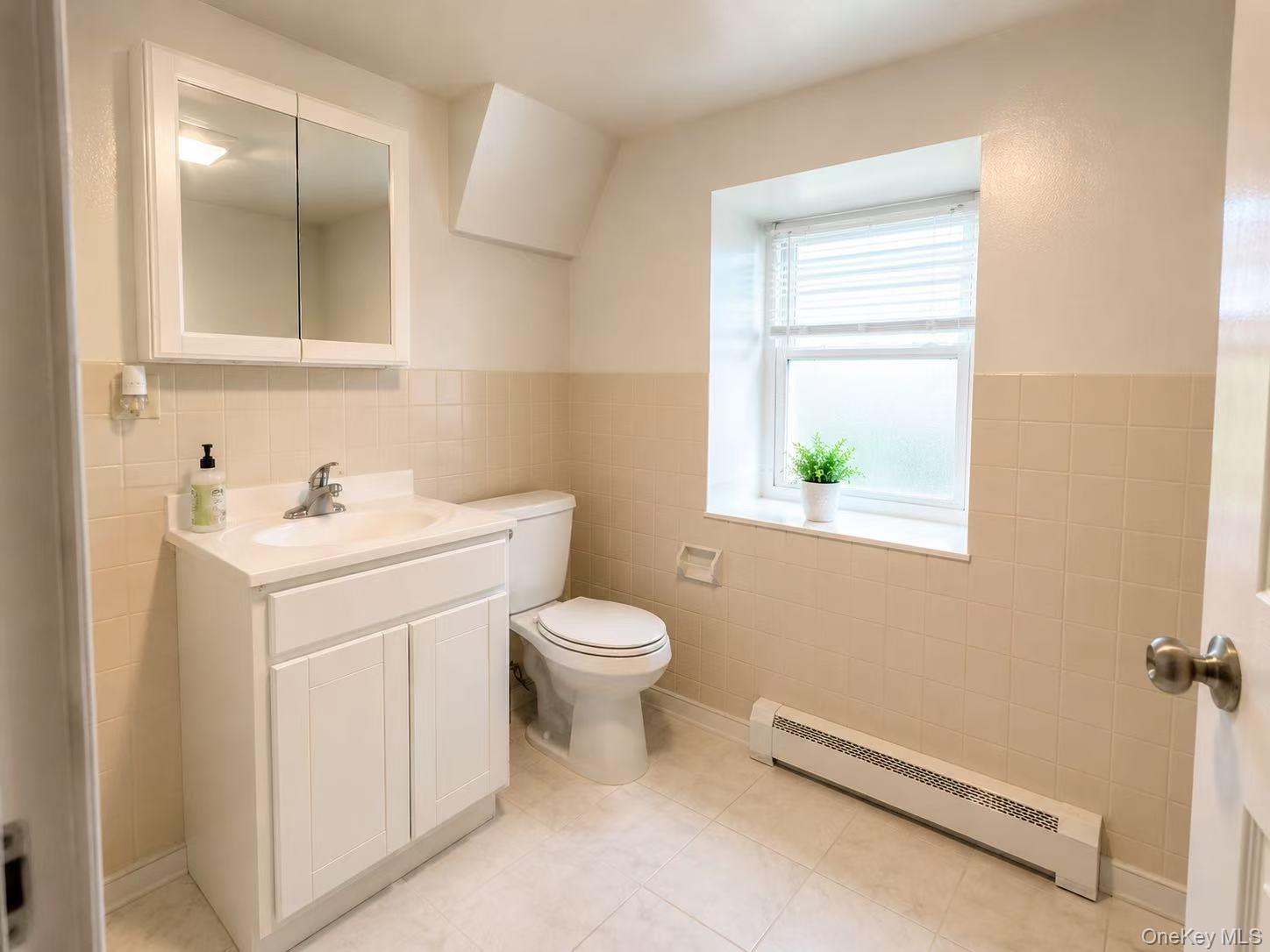 45-24 Burling Street Property Photo 10