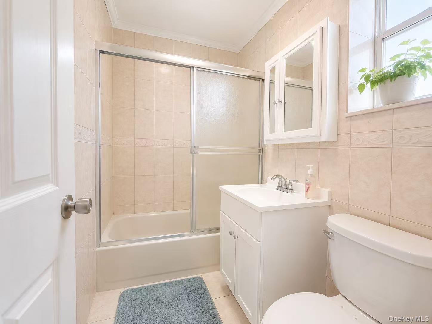 45-24 Burling Street Property Photo 12