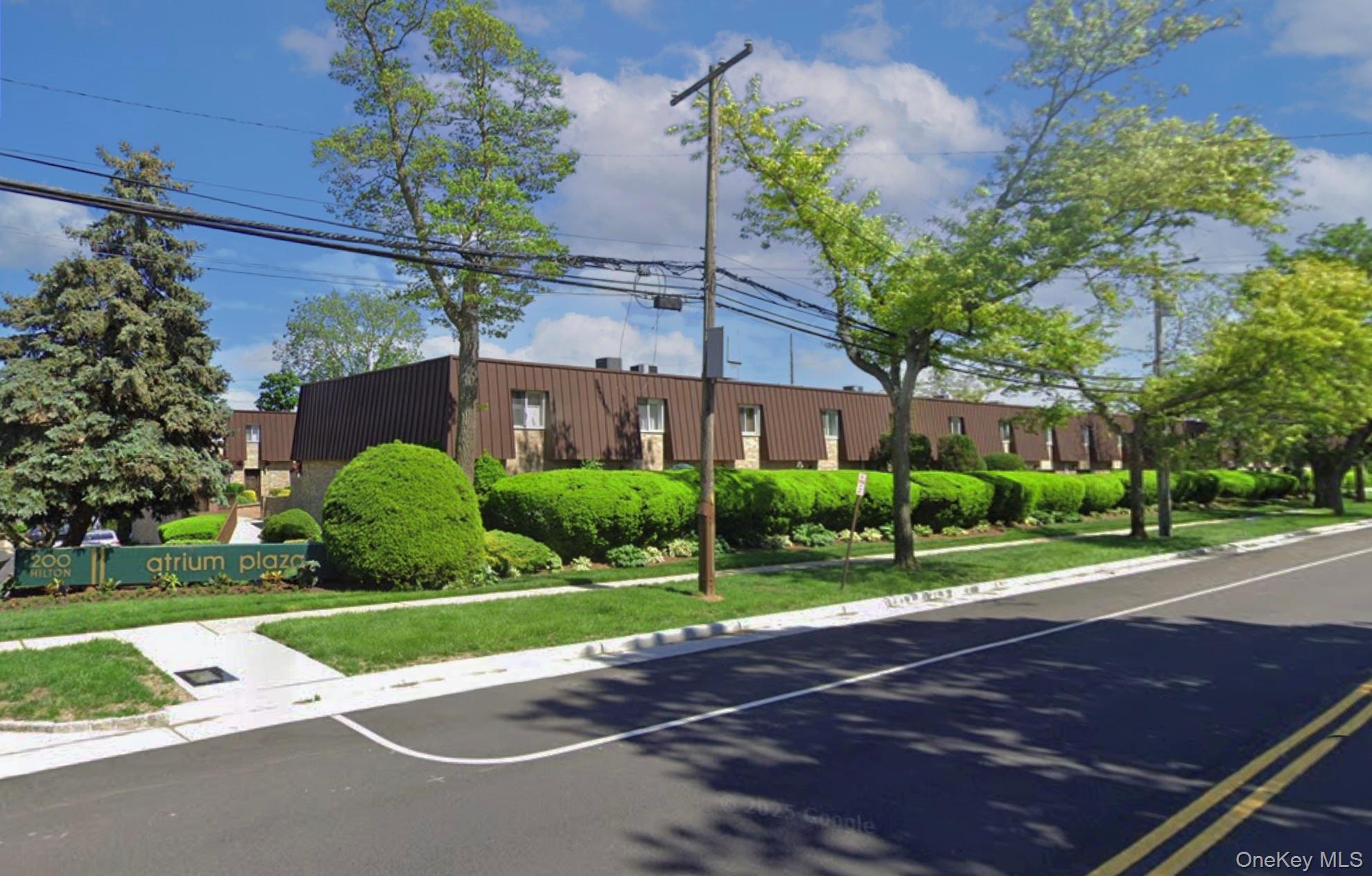 200 Hilton Avenue 66 Property Photo 1