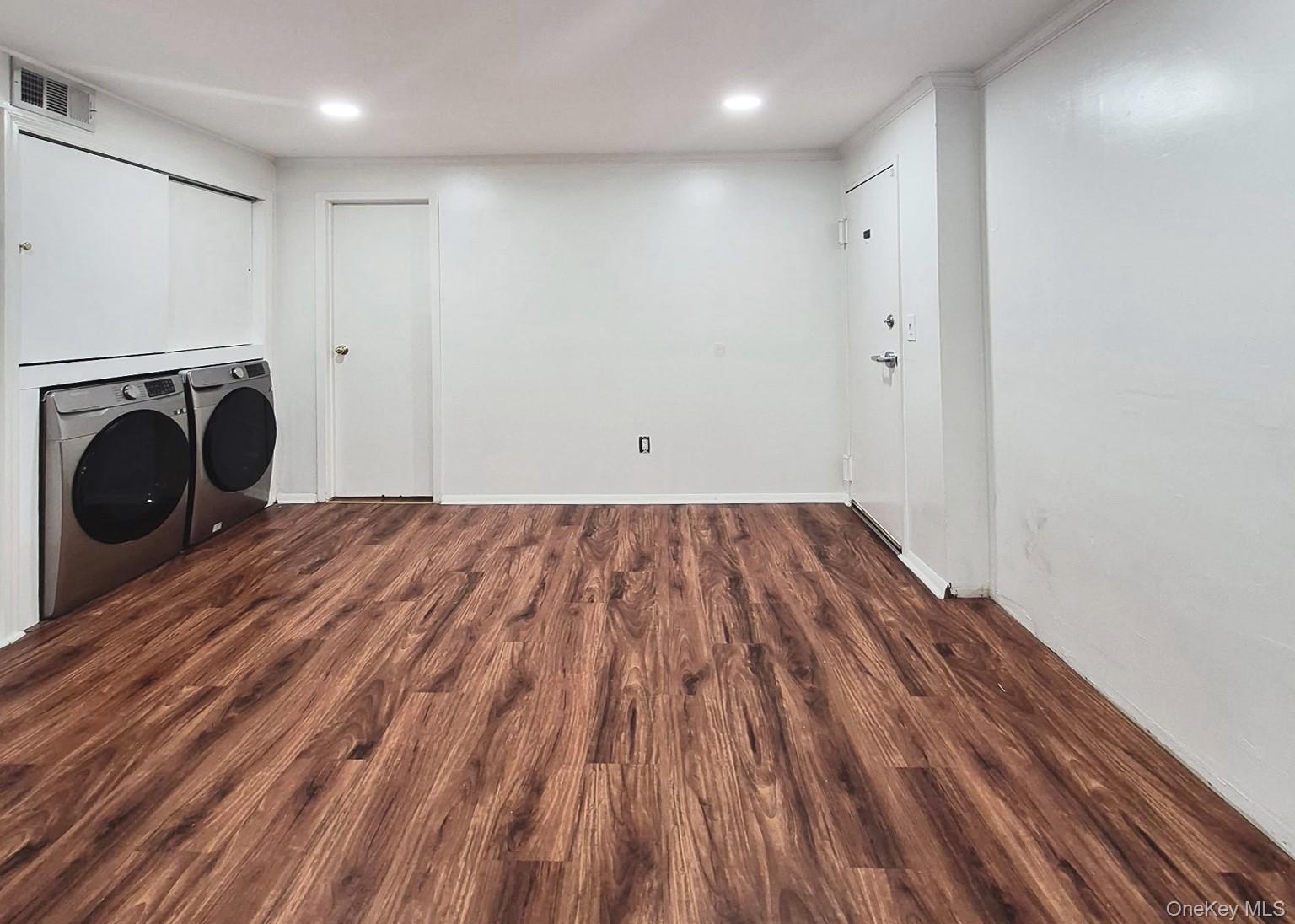 200 Hilton Avenue 66 Property Photo 5