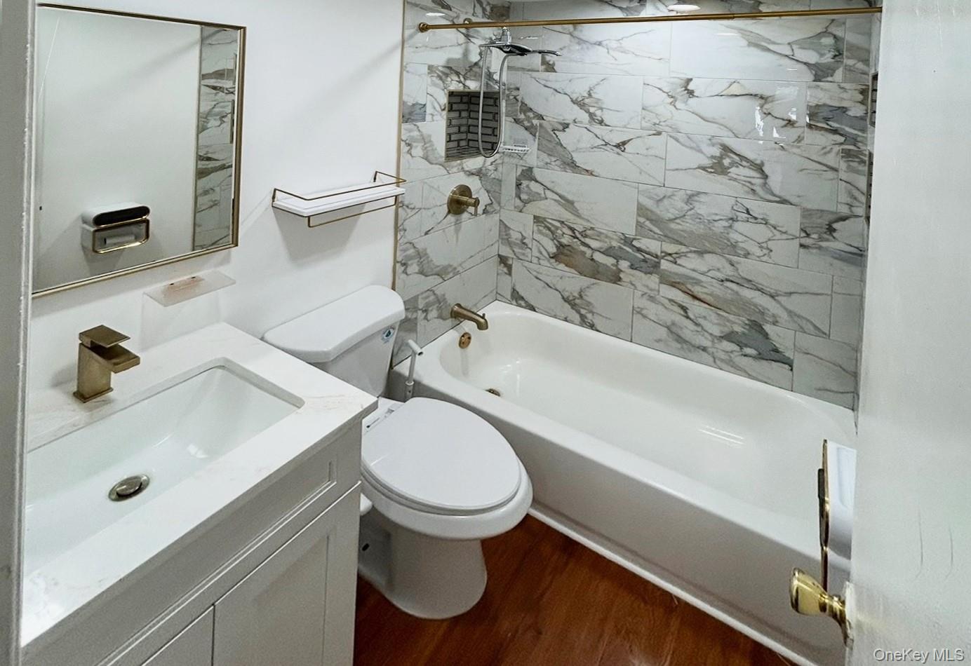 200 Hilton Avenue 66 Property Photo 10