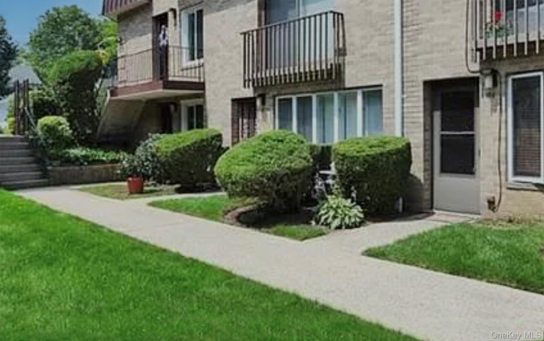 200 Hilton Avenue 66 Property Photo 12