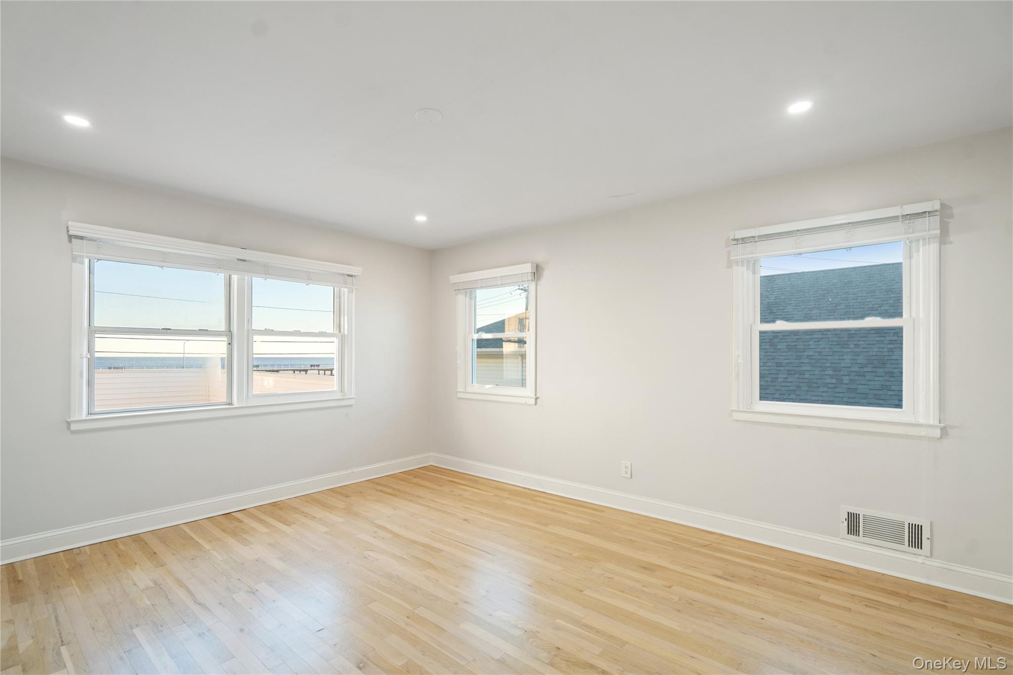 2000 Ocean Boulevard Property Photo 19
