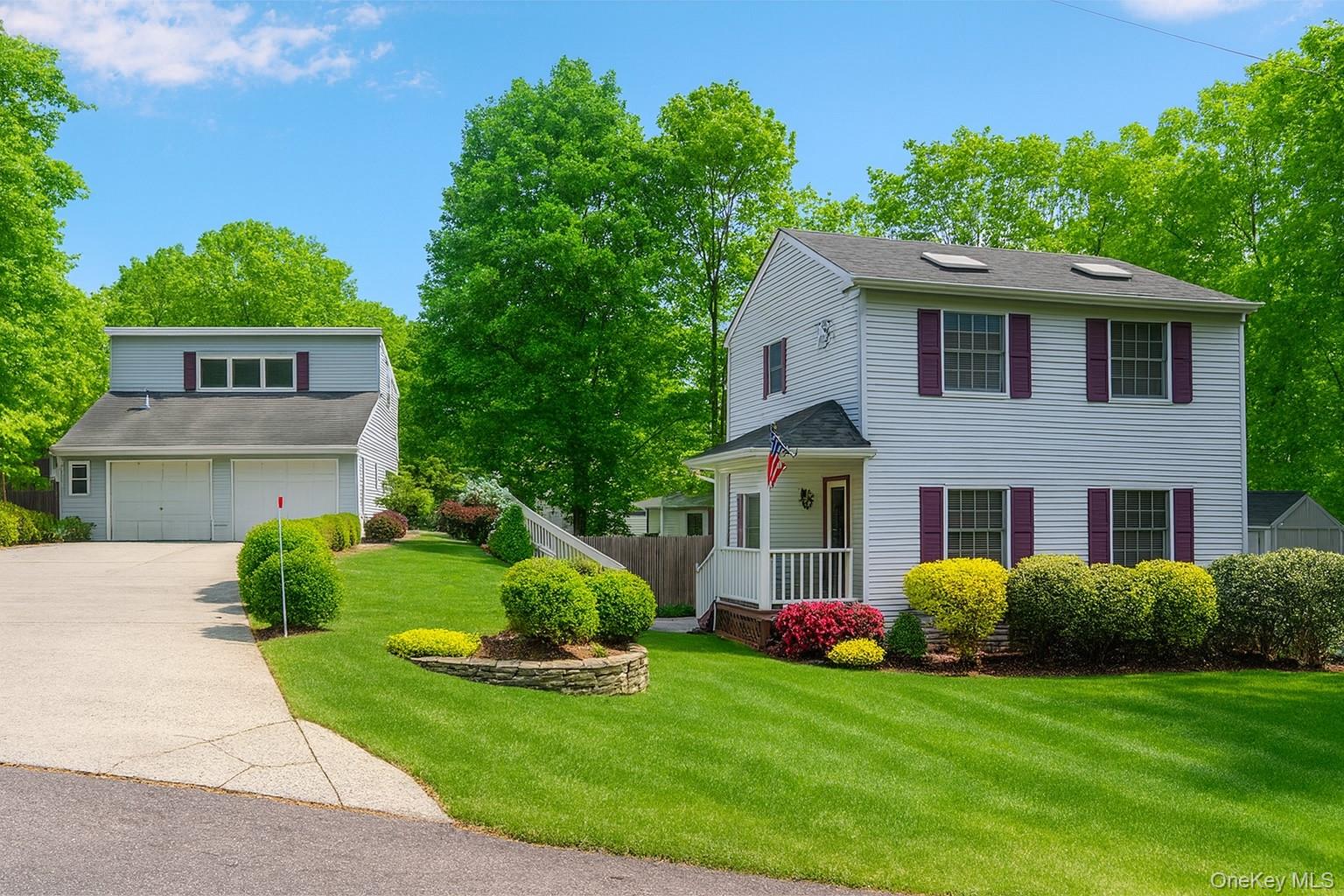 6 Maple Road, Rocky Point, NY 11778 | MLS#: 924003 | Rocky Point Real Estate