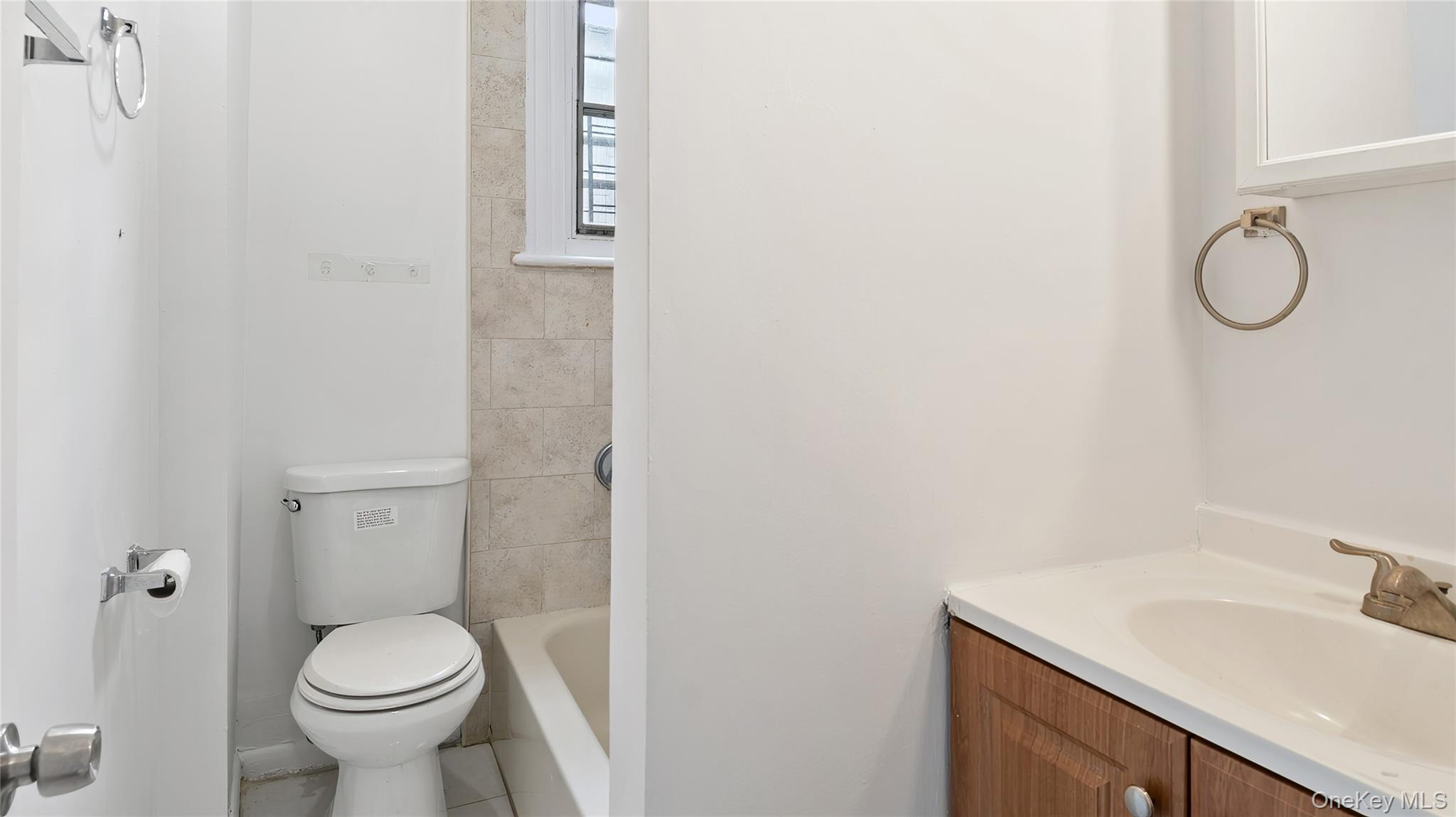39 Victor Street 2 Property Photo 6
