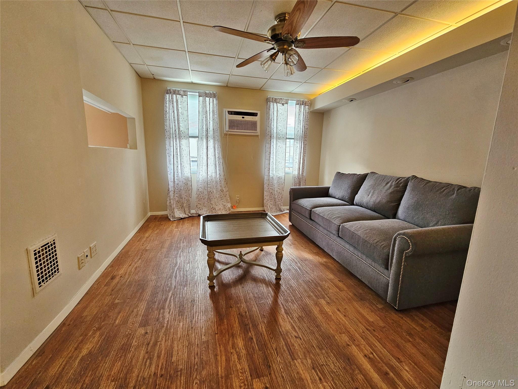 7852 79th Lane Property Photo 14