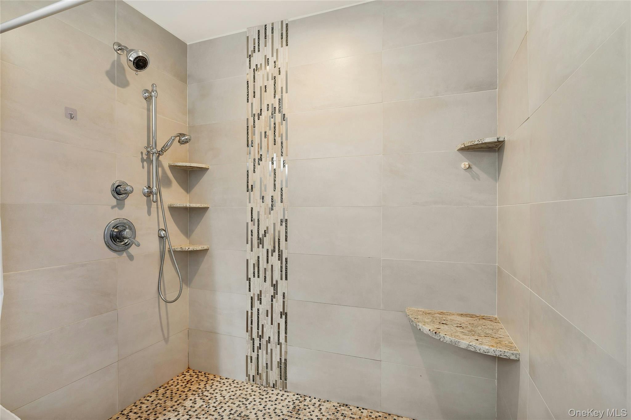3105 Bluffs Drive Property Photo 19