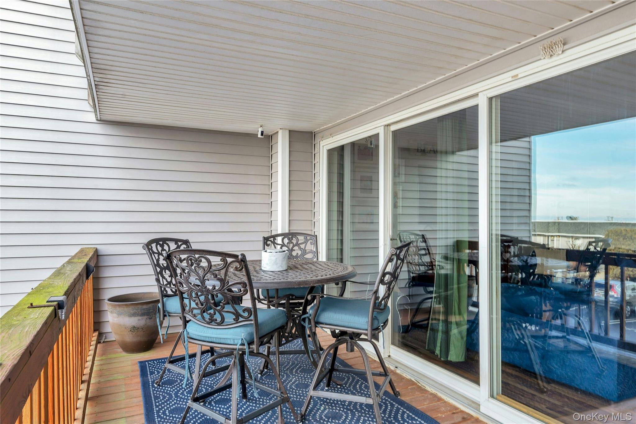 3105 Bluffs Drive Property Photo 22