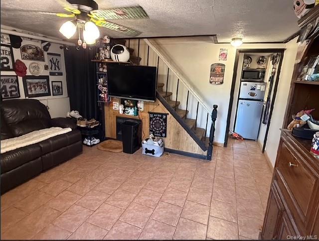 258 Davis Avenue Property Photo 9