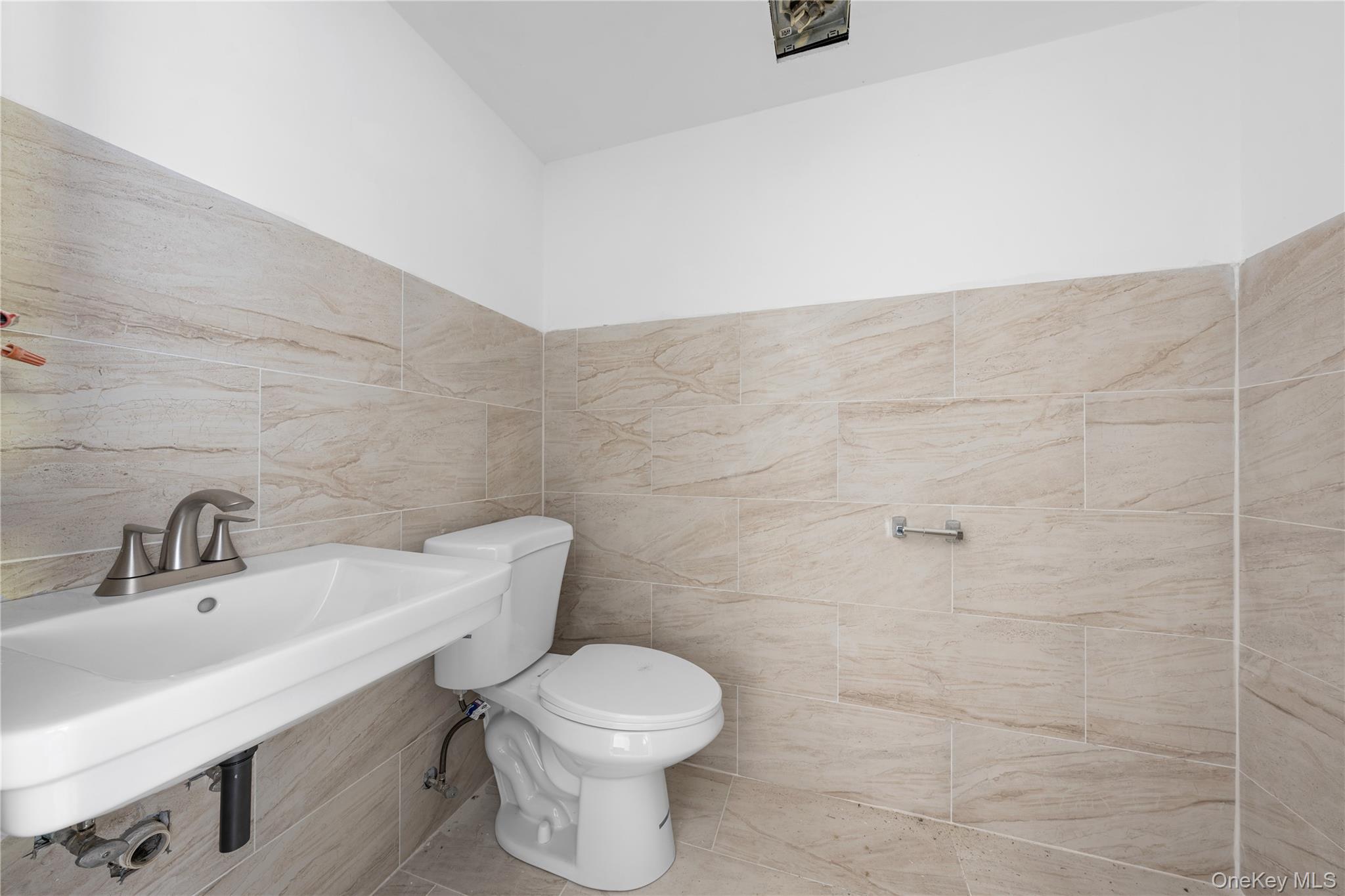 720 Route 25a Property Photo 19