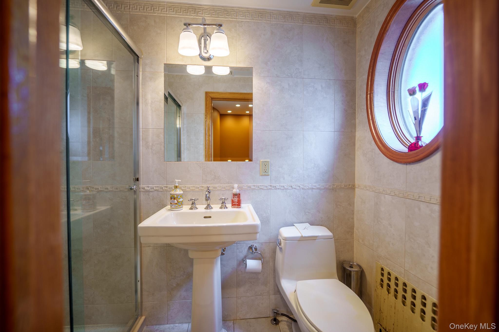 51 Bay Street Property Photo 32