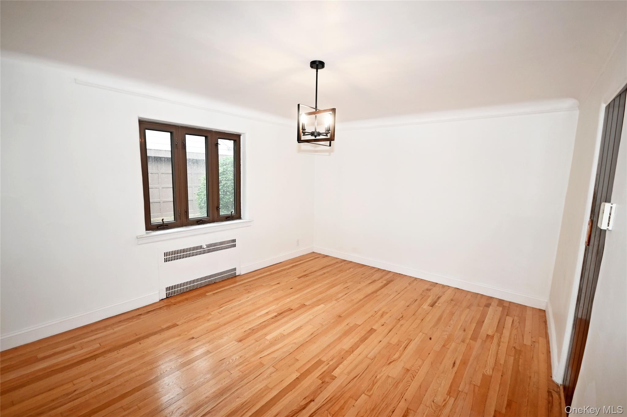 112-13 178th Street Property Photo 8