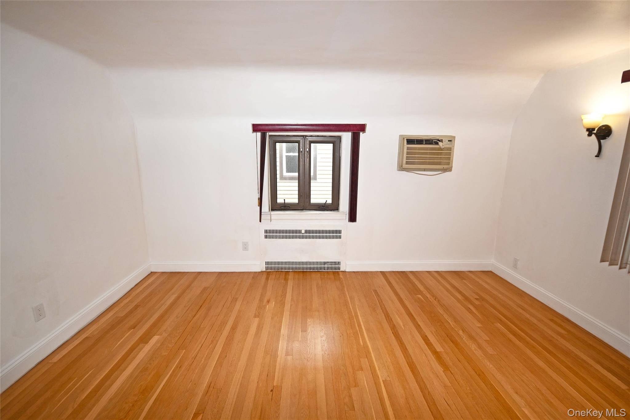 112-13 178th Street Property Photo 20