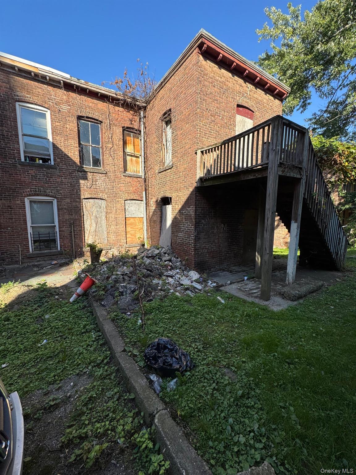 119 Renwick Property Photo 24