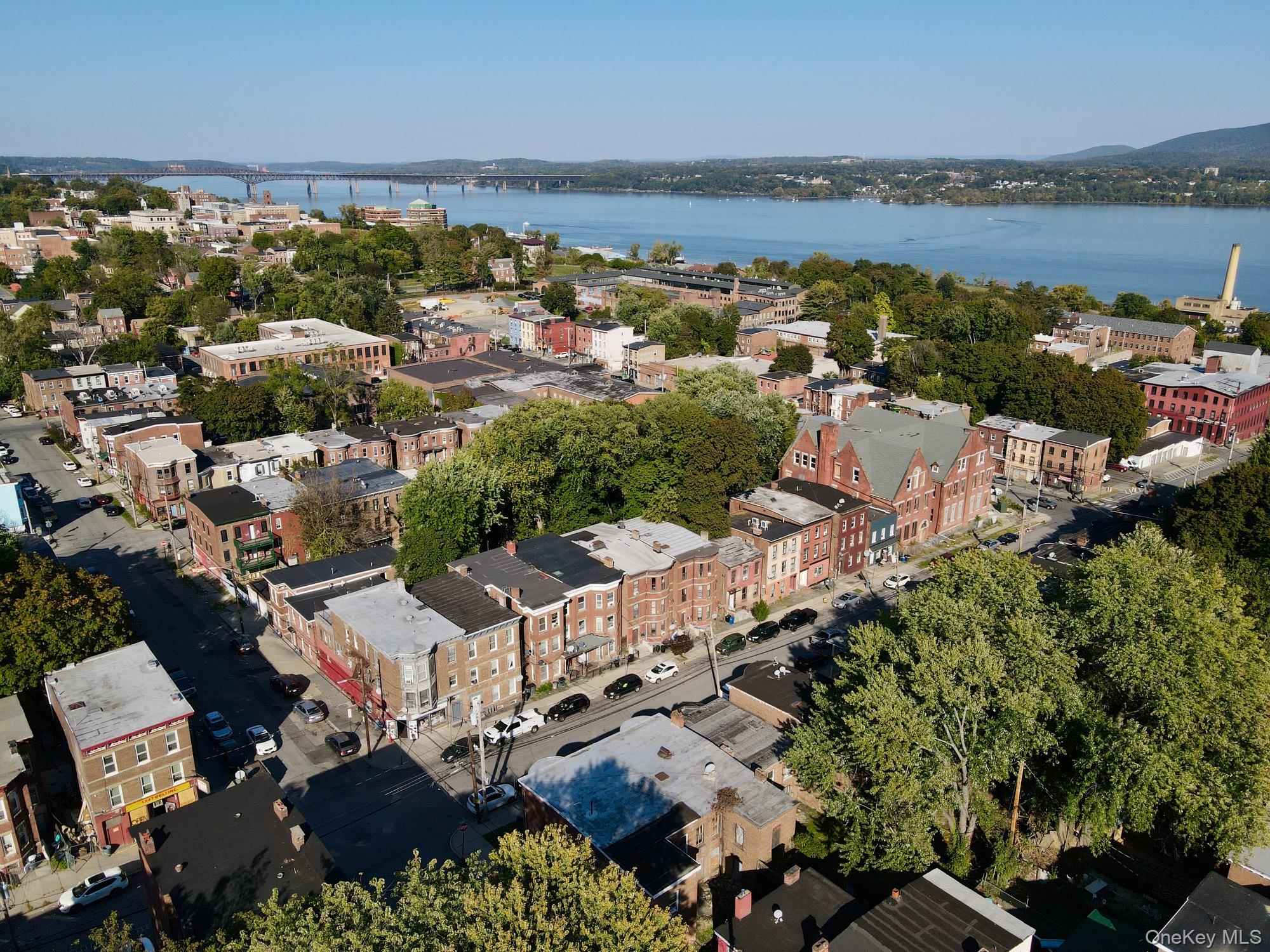 121 Renwick Street Property Photo 5