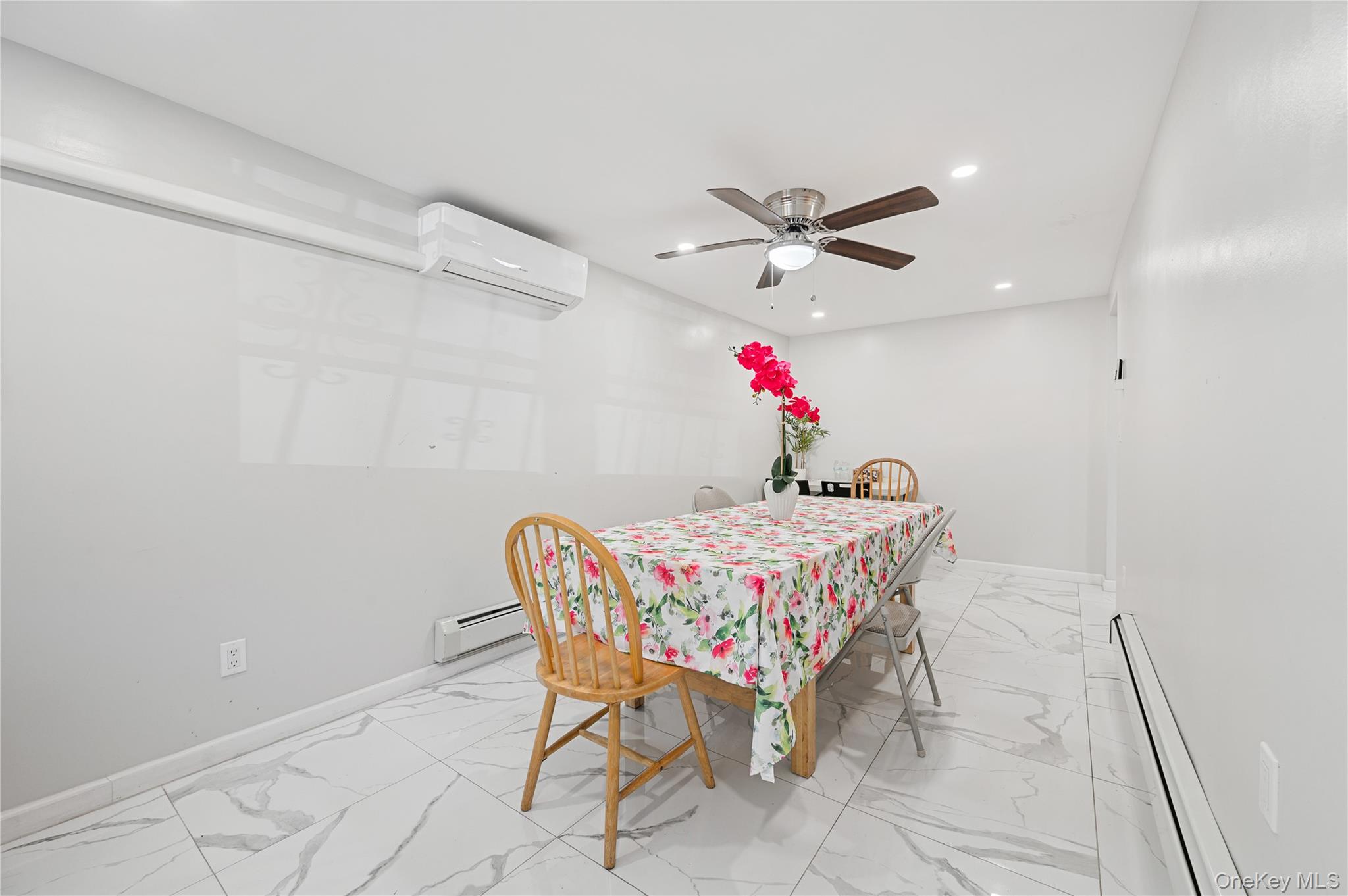152-10 Peck Avenue Property Photo 27