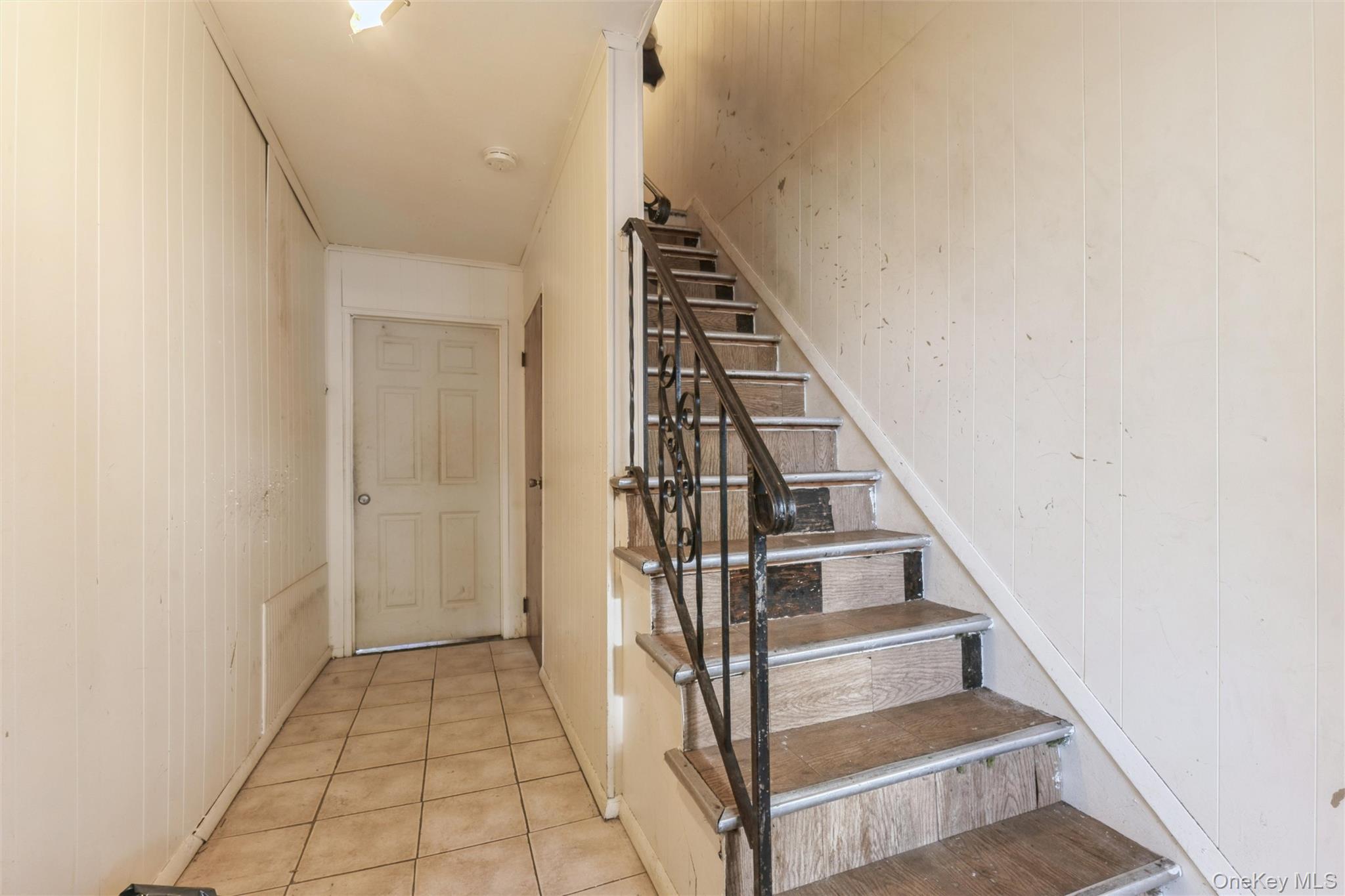 980 Jerome Street Property Photo 3