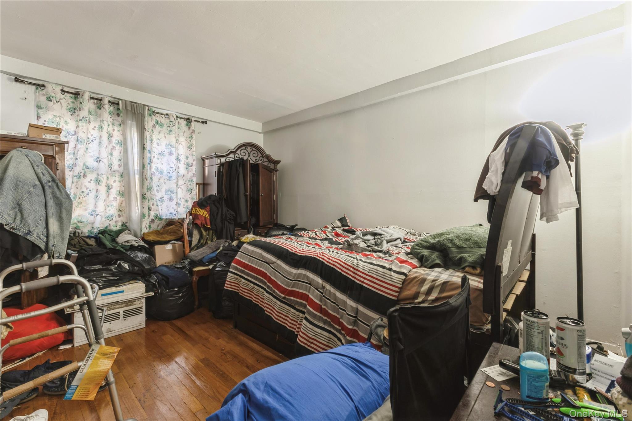 980 Jerome Street Property Photo 6