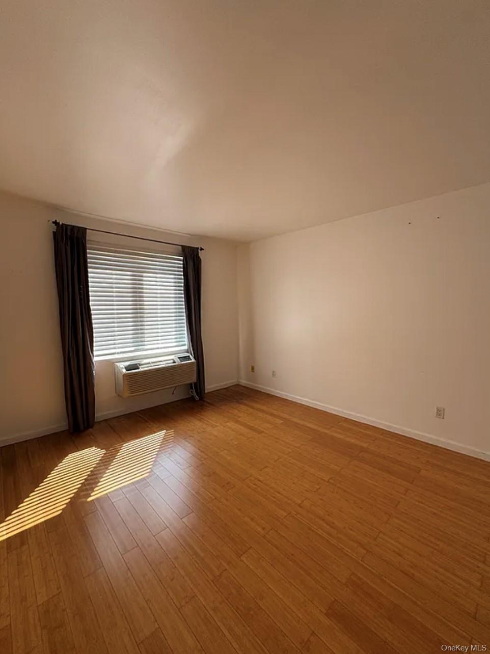 11202 Northern Boulevard 6c Property Photo 4