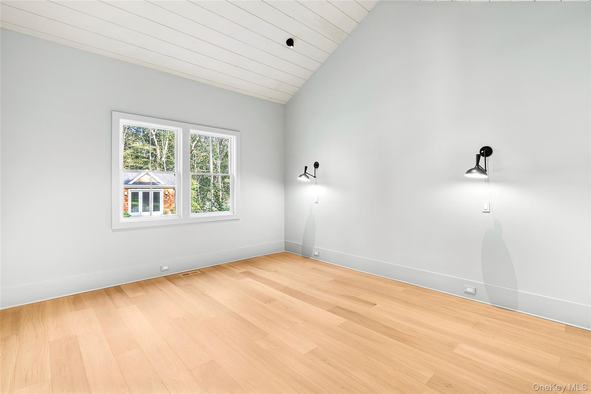 5697 Westphalia Road Property Photo 15